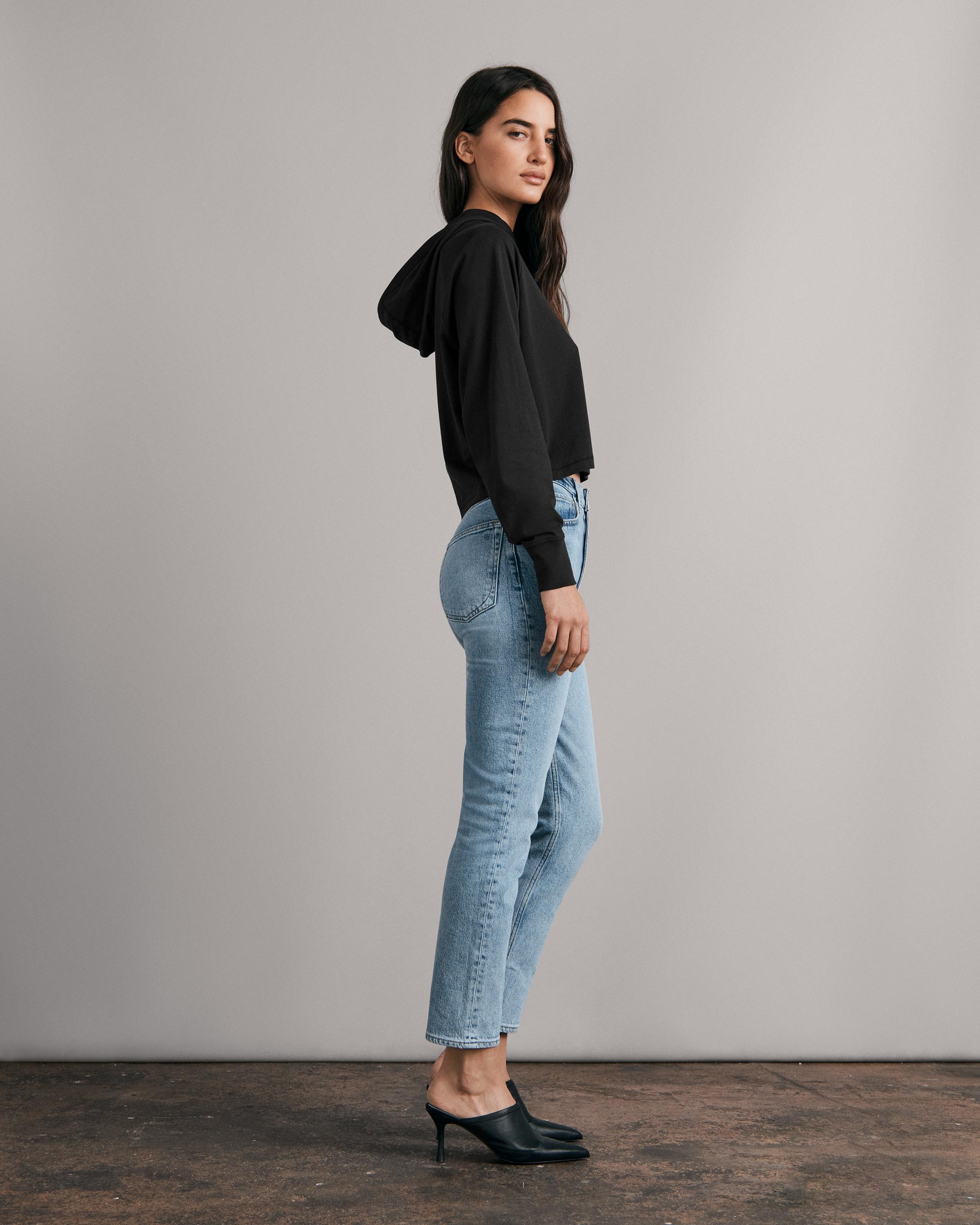 Principal Cropped Hoodie
Relaxed Fit Sweater - 3