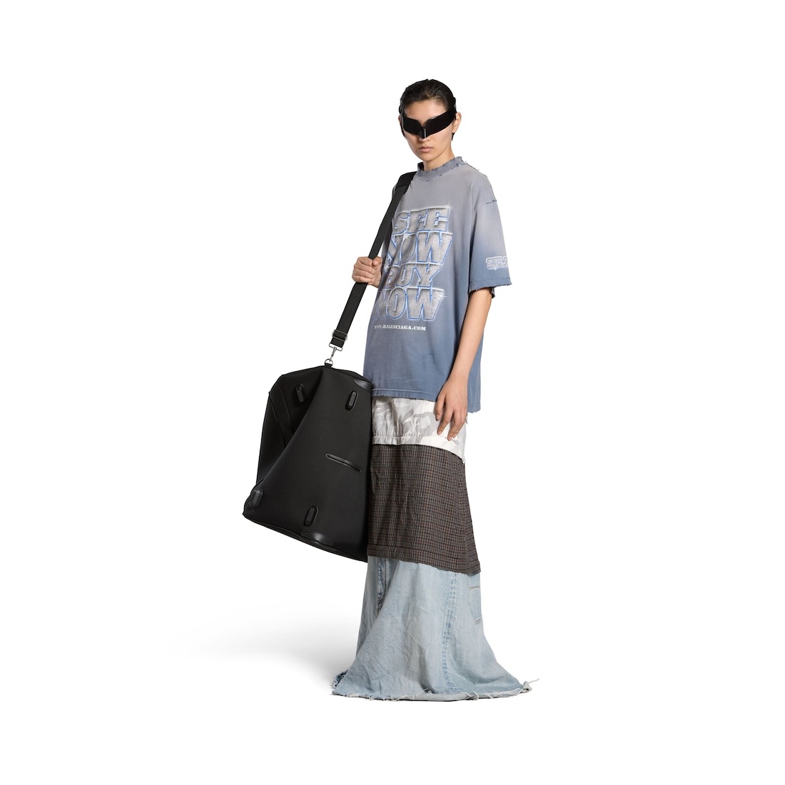 BALENCIAGA Snbn T-shirt Large Fit in Blue | REVERSIBLE