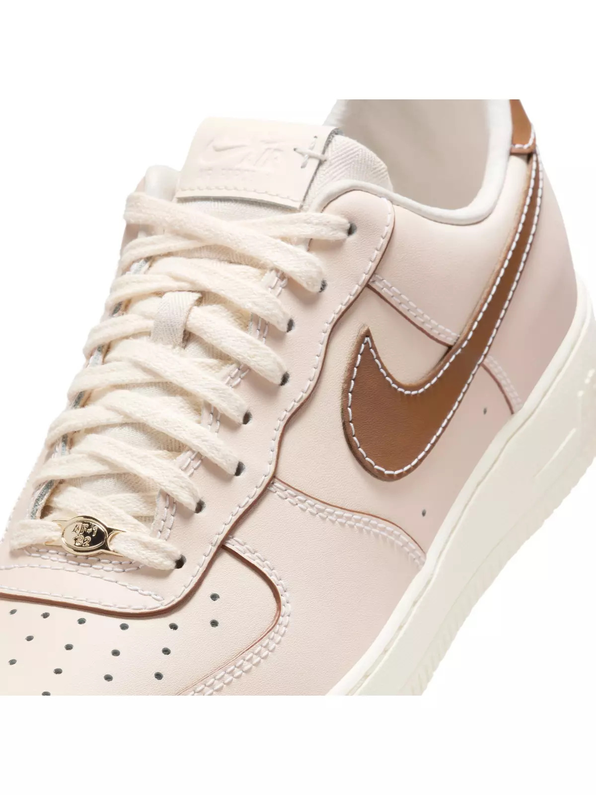 Air Force 1 '07 "Pearl White/Pale Ivory/Sail/Light British Tan" Men's Shoe - 7