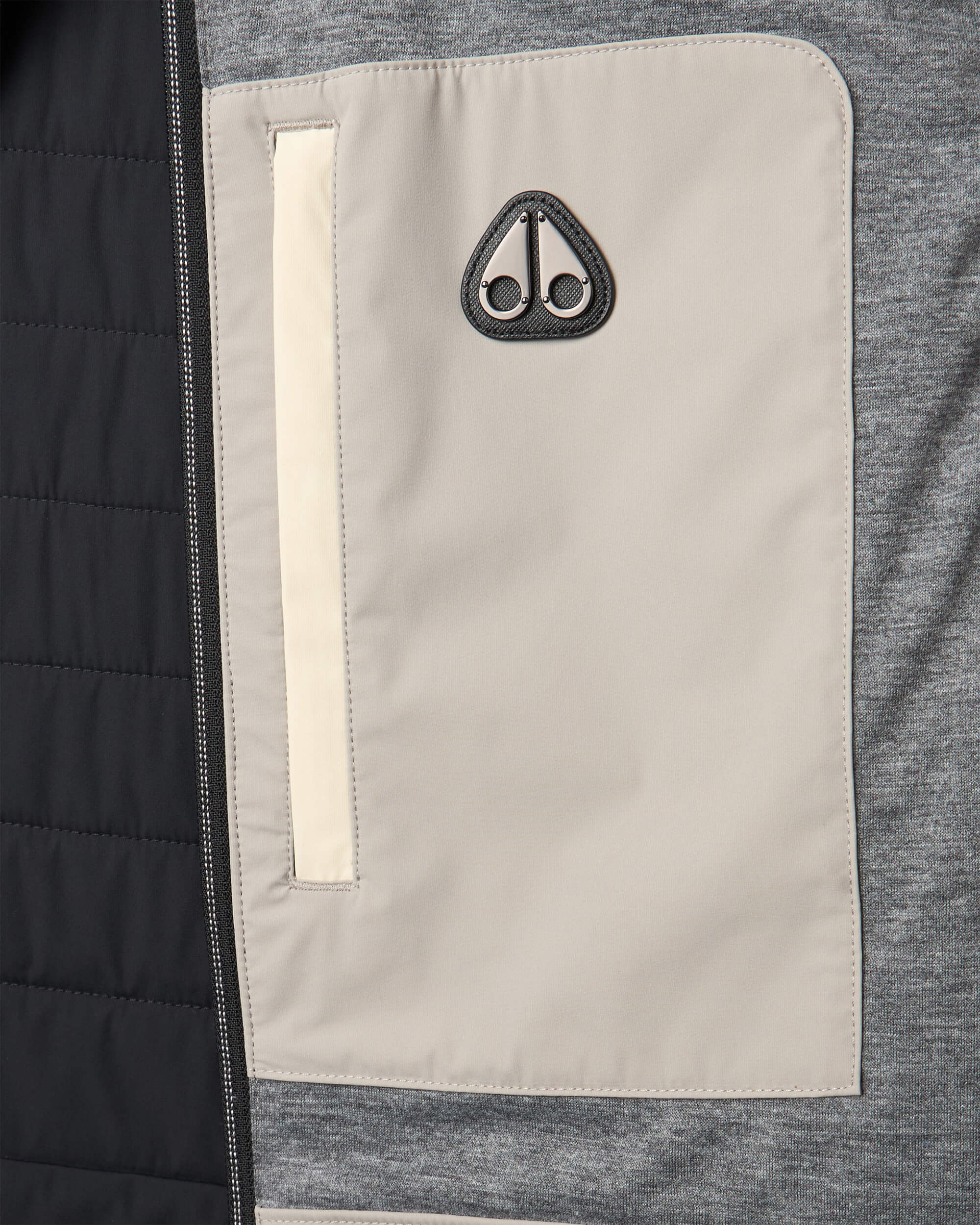 DOMINION PACKABLE VEST - 12