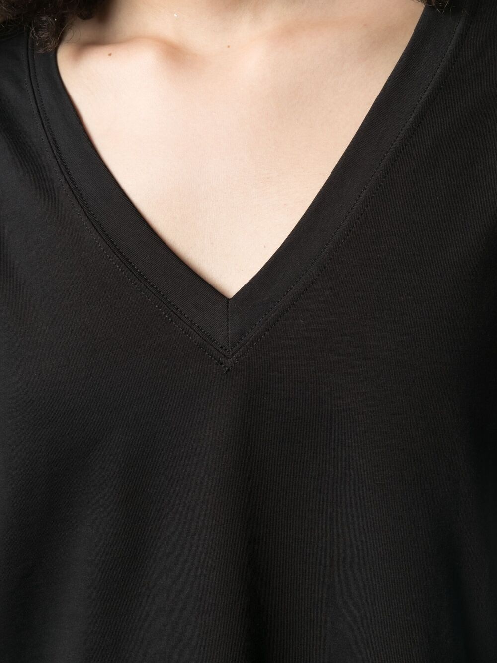 V-neck T-shirt - 9