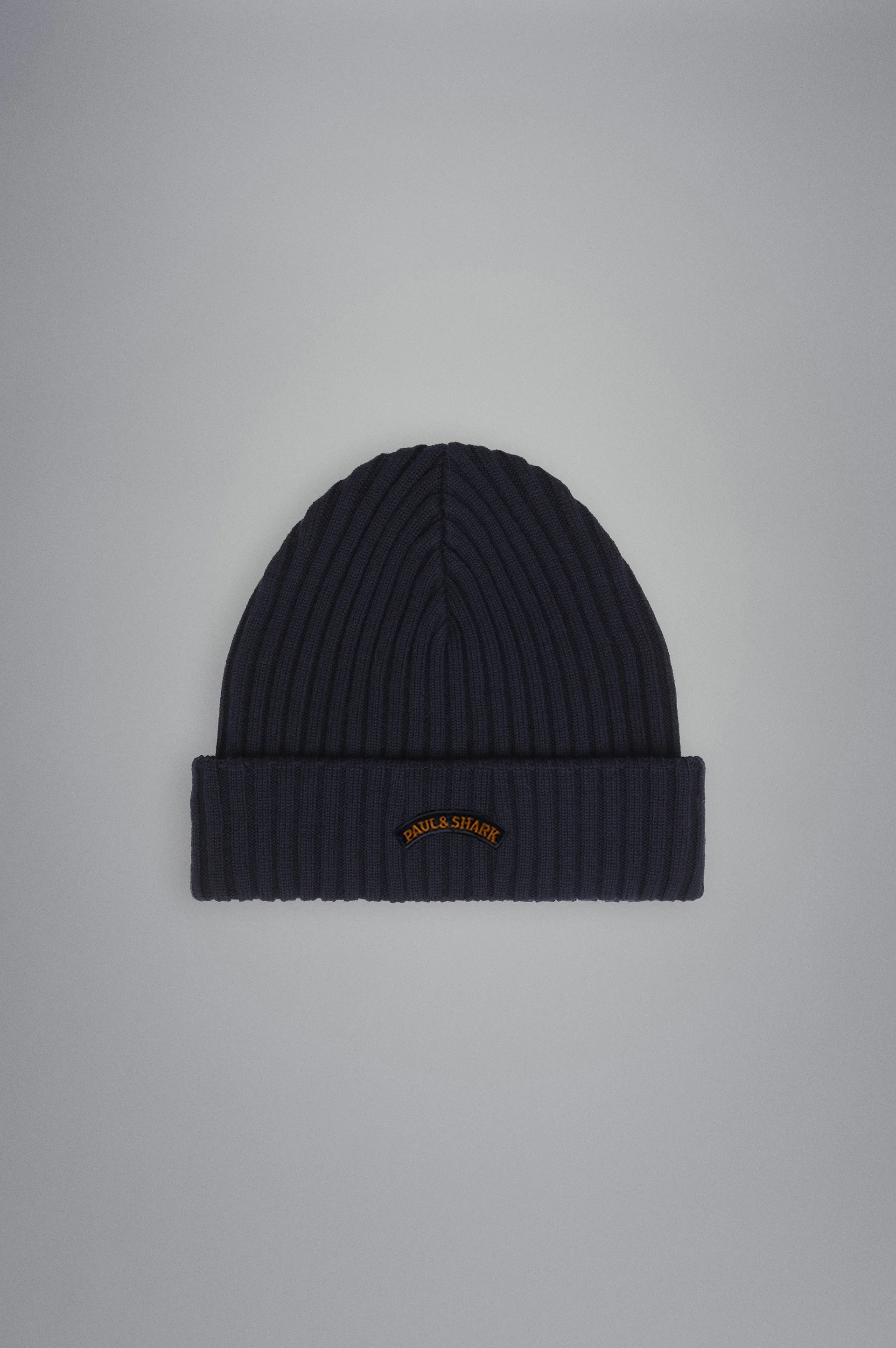 RIBBED WOOL BEANIE WITH ICONIC BADGE - 1