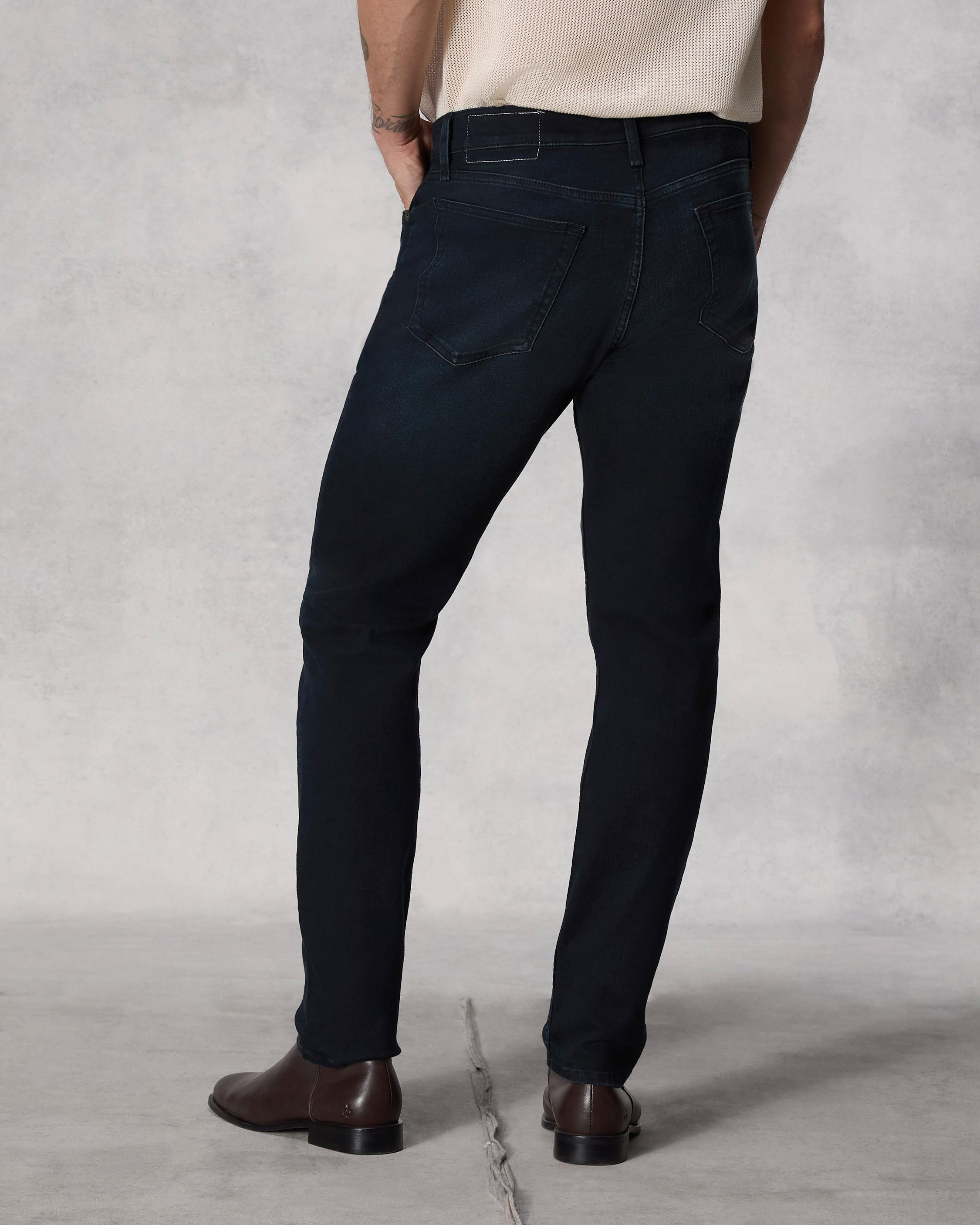 Fit 3 - Evans
Athletic Fit Aero Stretch Jean - 4