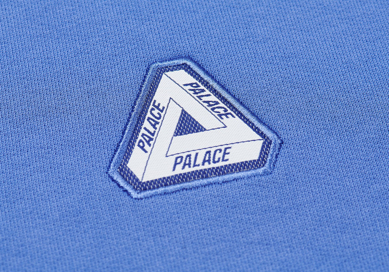 PALACE SOFAR CREW ULTRA outlook