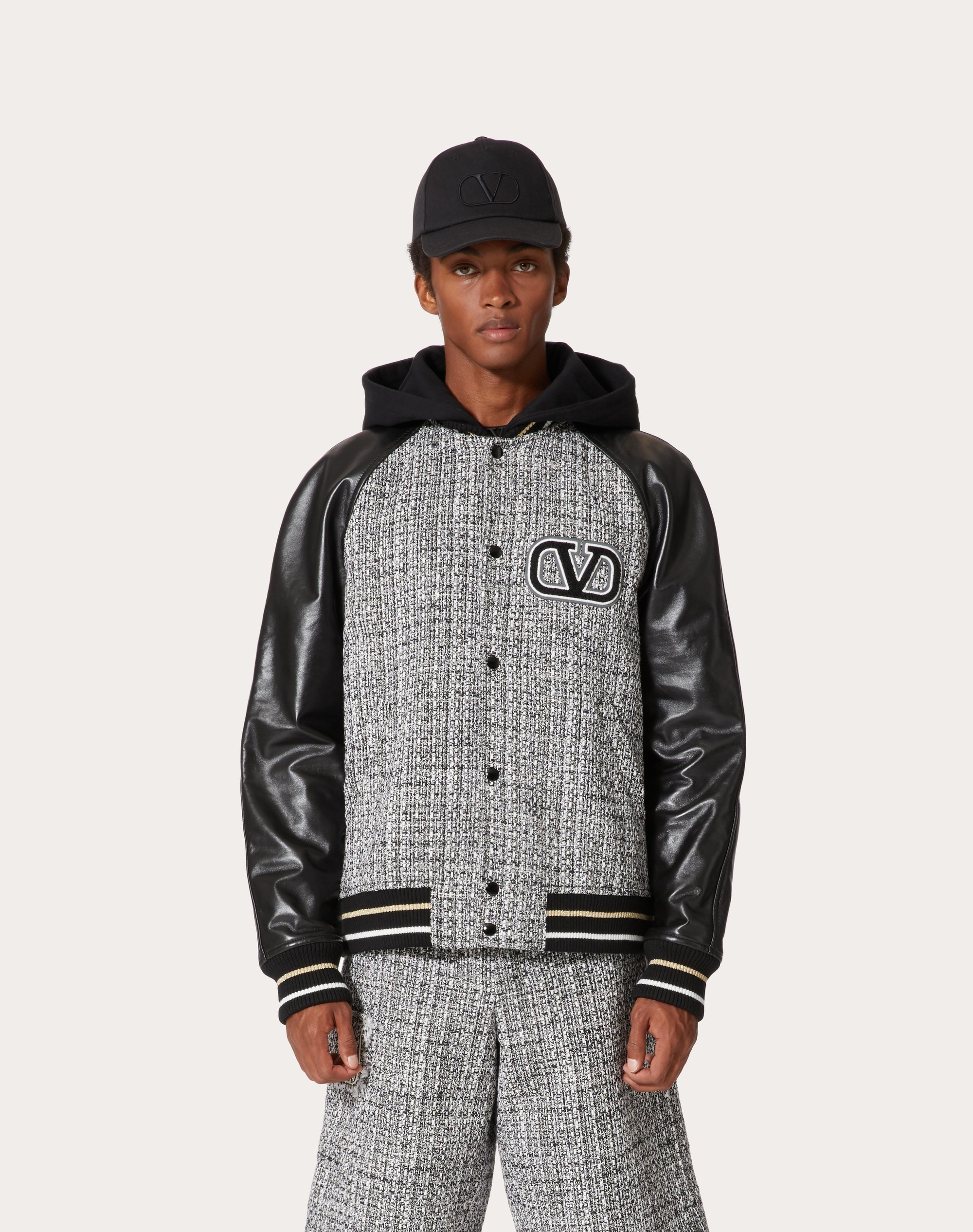 COTTON-WOOL TWEED HOODED BOMBER JACKET WITH VLOGO SIGNATURE EMBROIDERY - 3