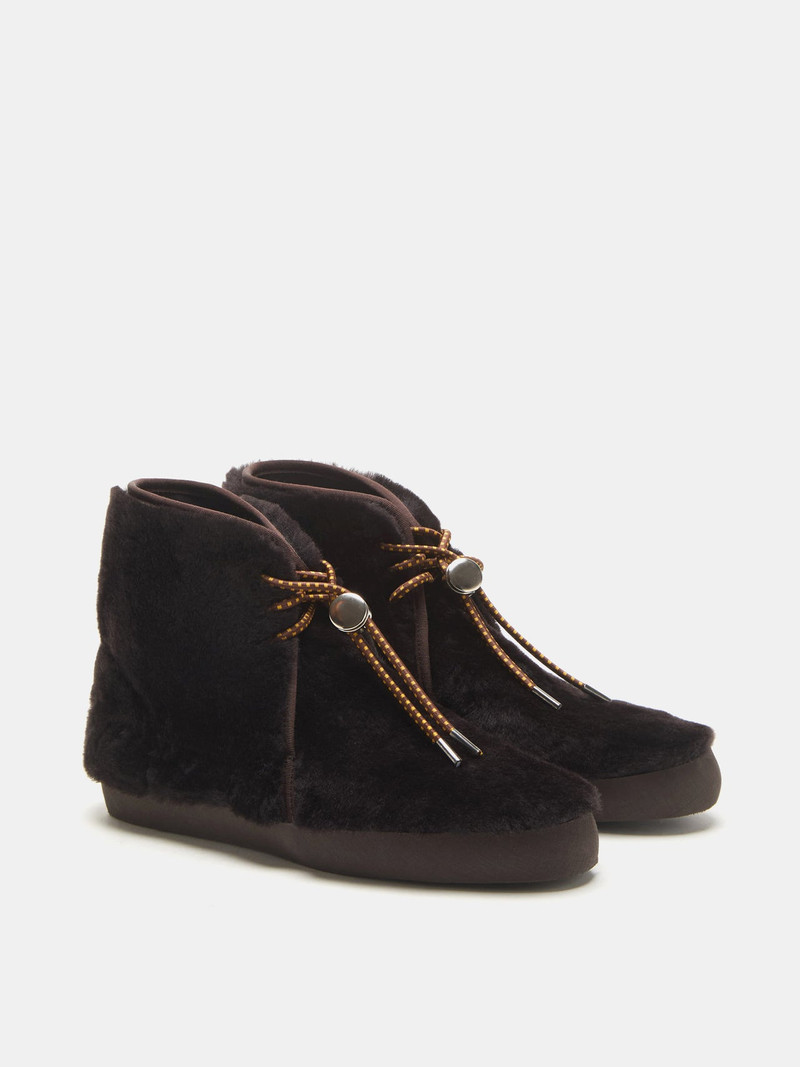 LE MONDE BÉRYL Desert Shearling / Chocolate Shearling outlook