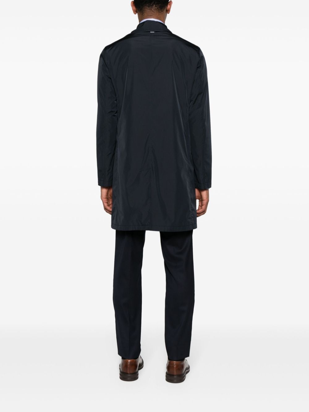spread-collar buttoned raincoat - 4