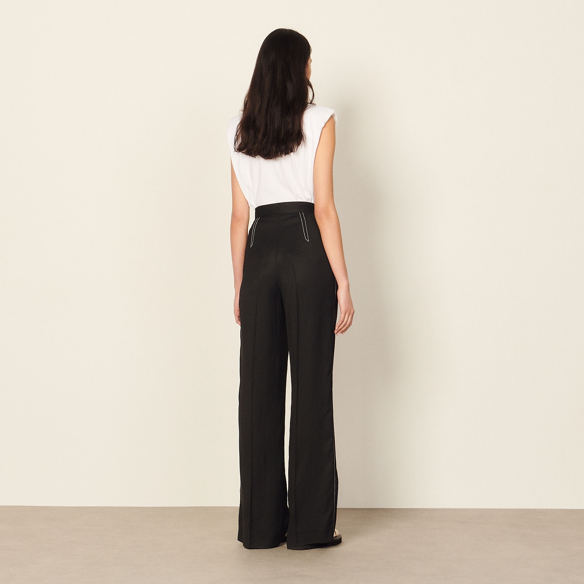 Tailored pants with topstitching - 3