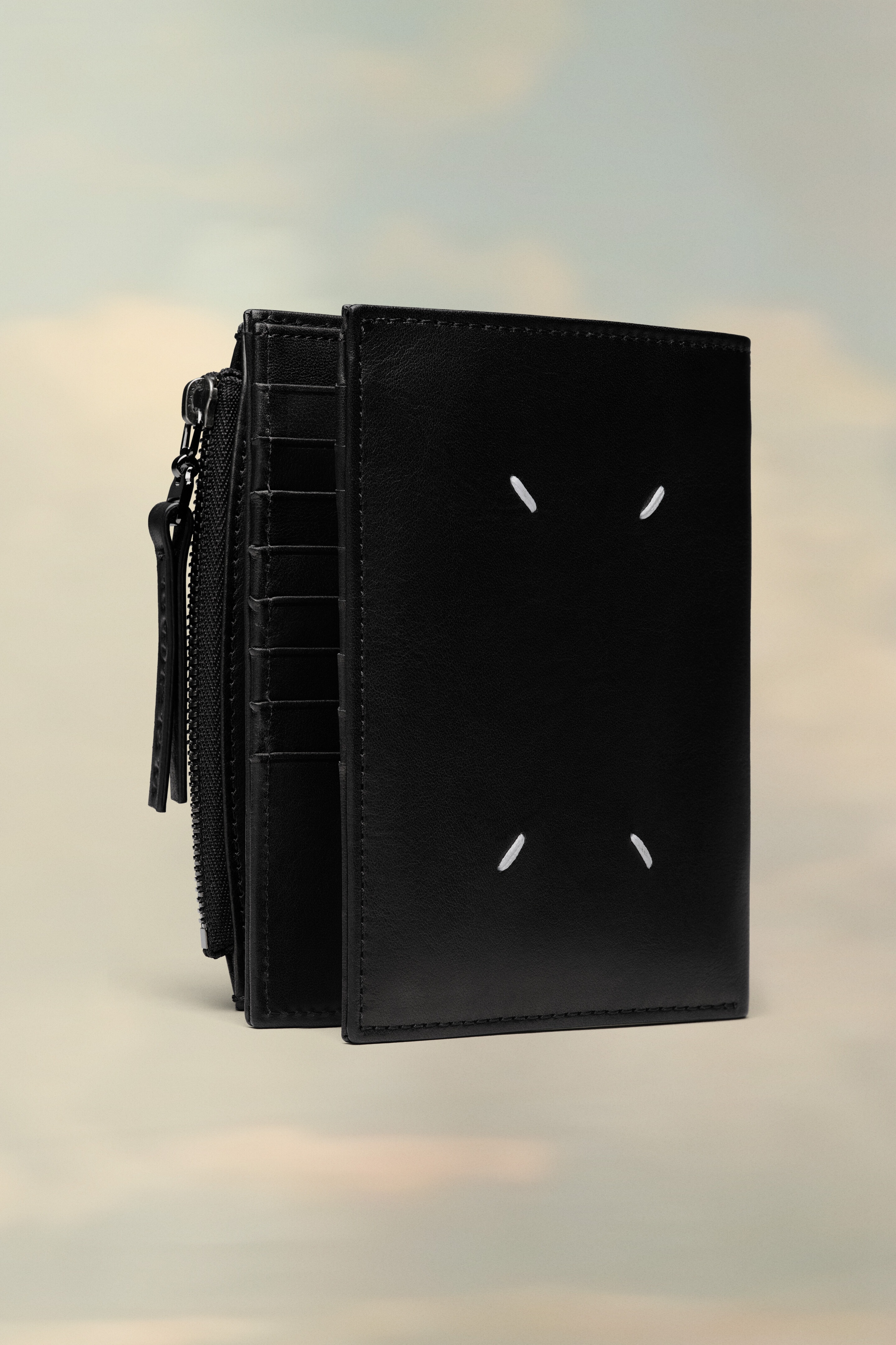 Leather zip wallet - 2