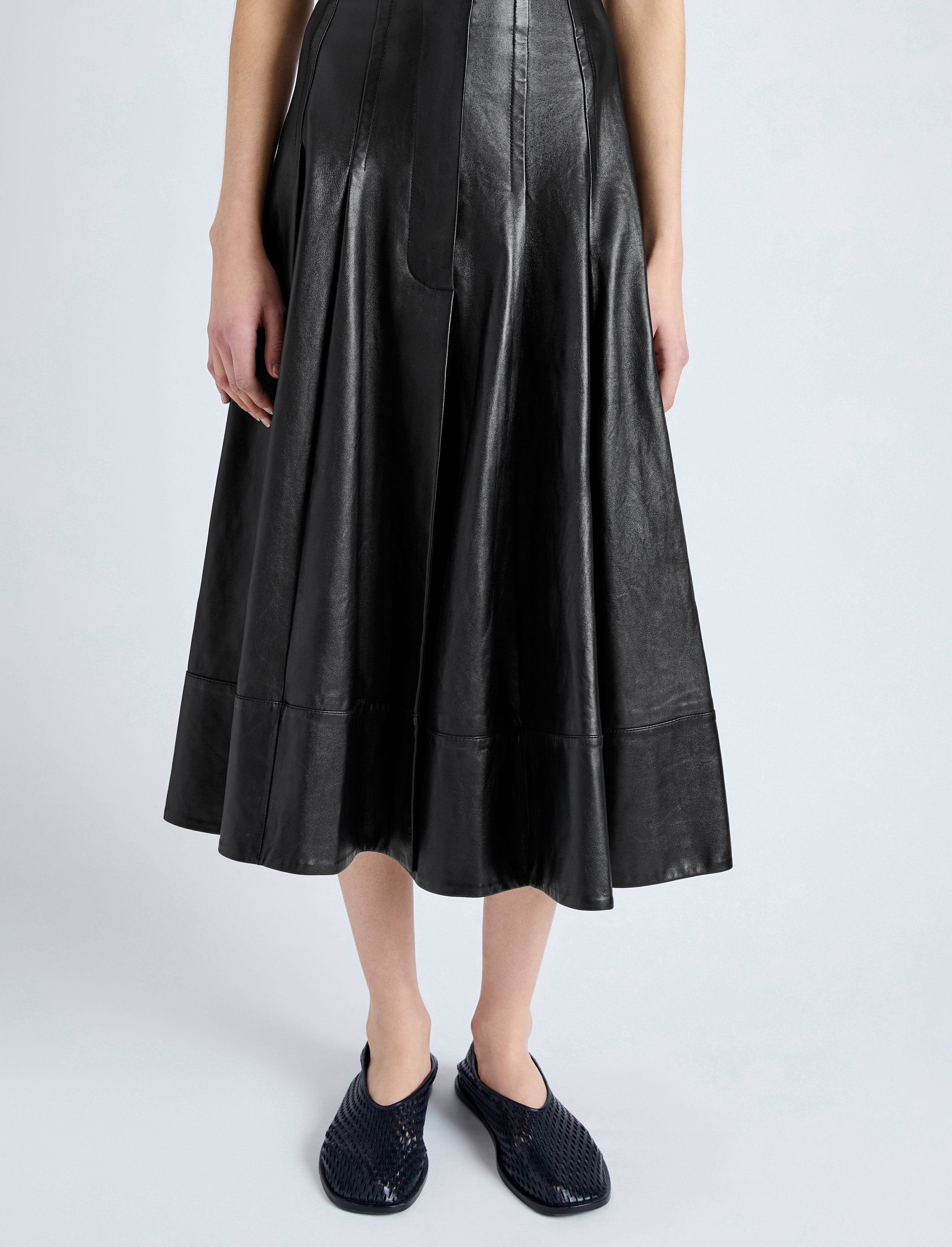 Moore Skirt in Glossy Leather - 5