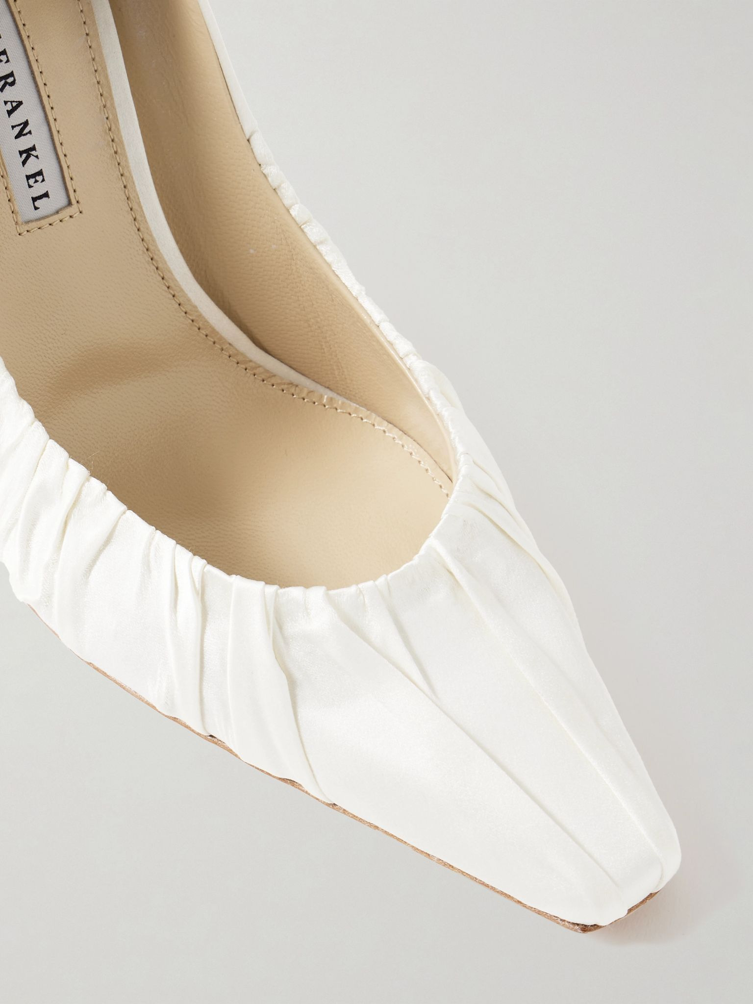 Nala ruched satin pumps Ivory - 4