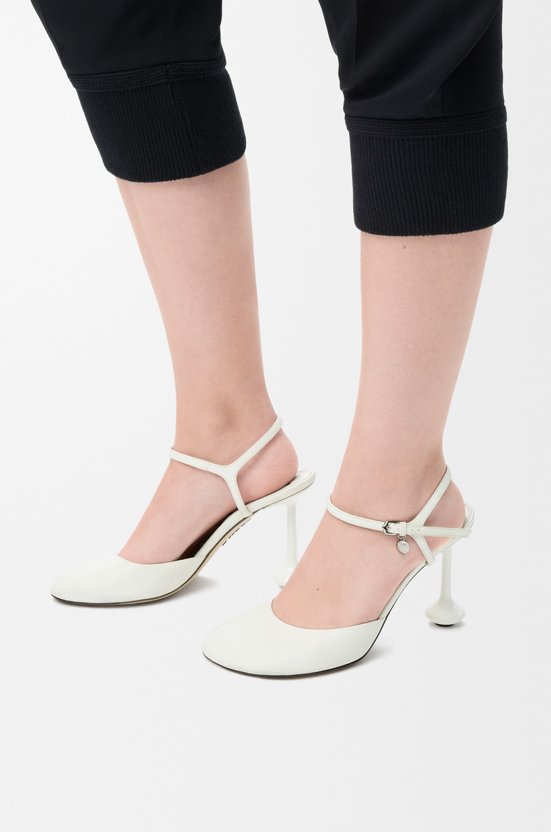 Loewe Toy ankle strap pump in lambskin outlook