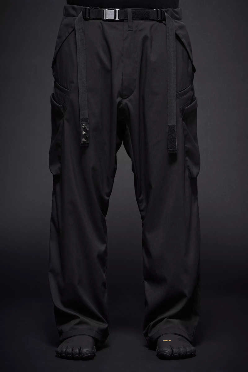 P55-M Nylon Stretch Cargo Trouser Black 1