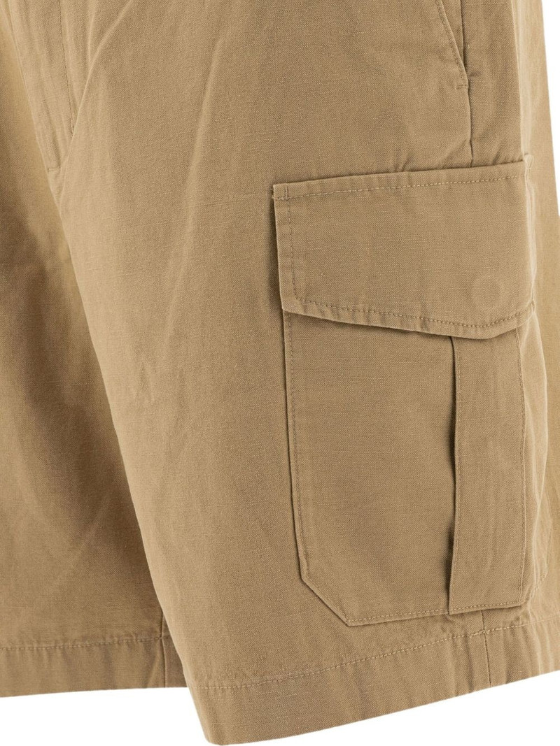 straight-leg cargo shorts 3