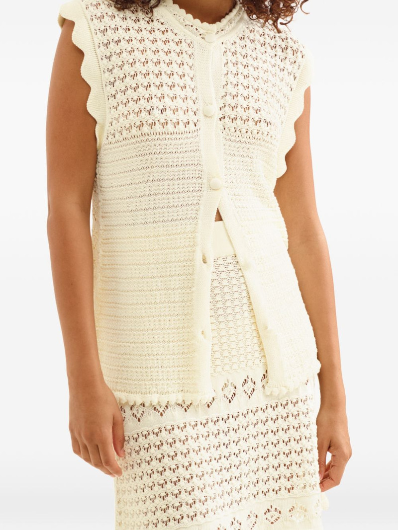 Aurora scalloped top 5