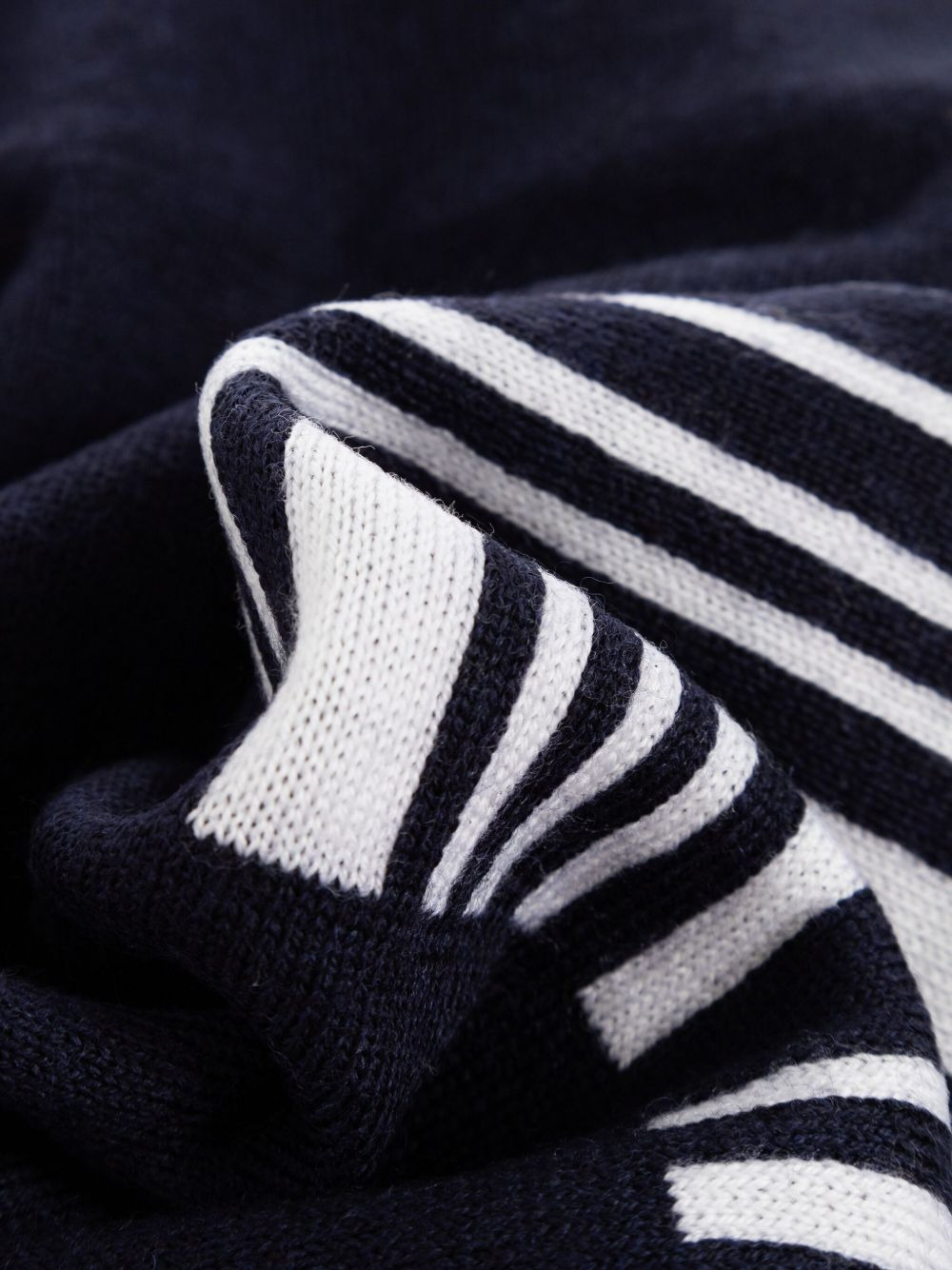 barcode-logo wool scarf - 2