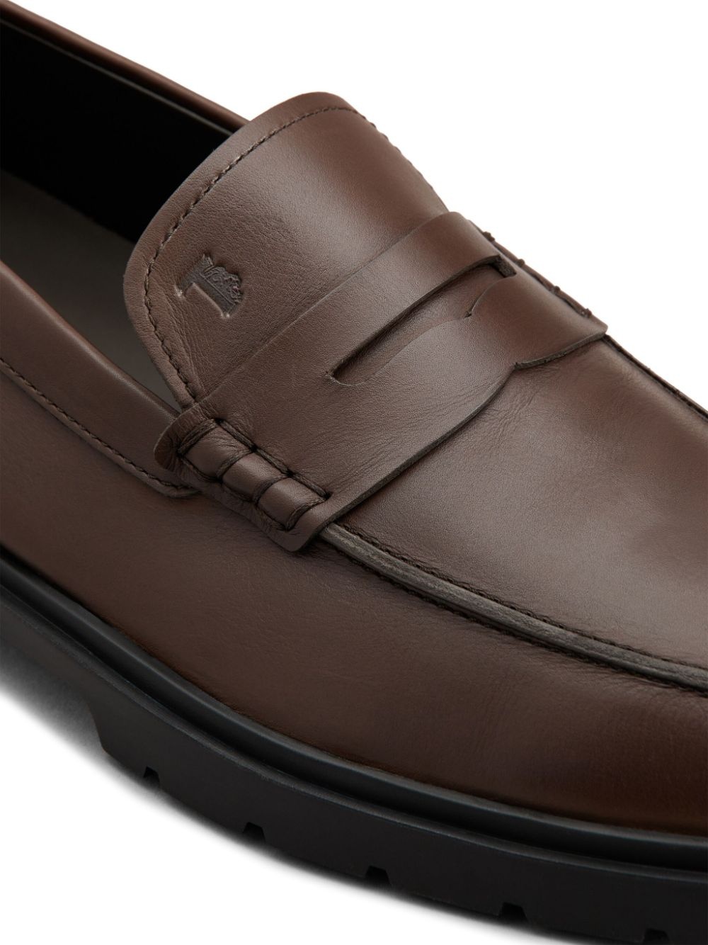 logo-debossed leather loafers - 5