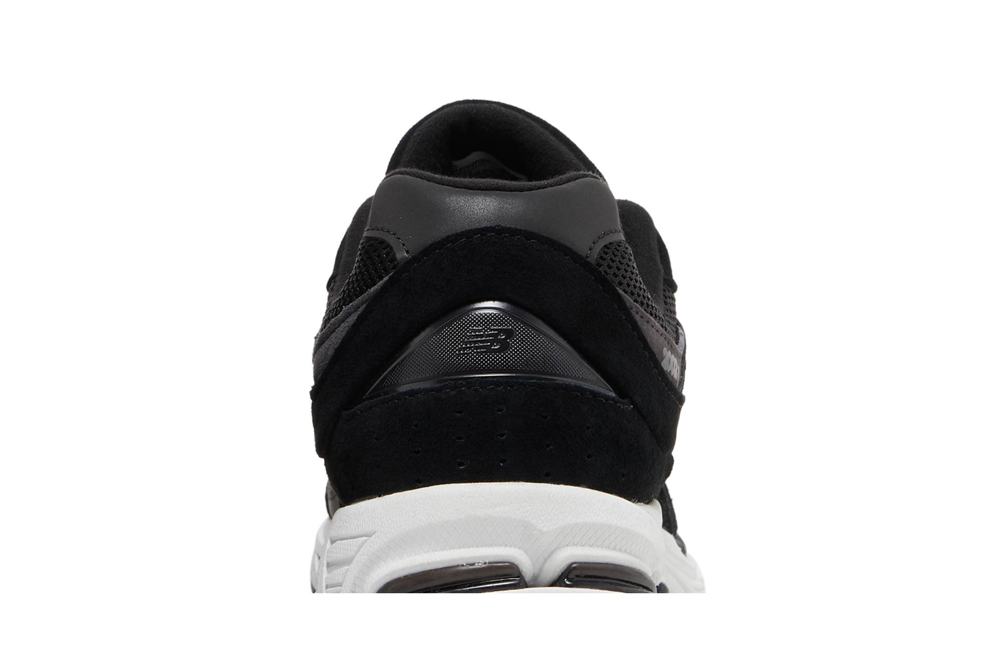 2002R 'Black Gunmetal' - 7