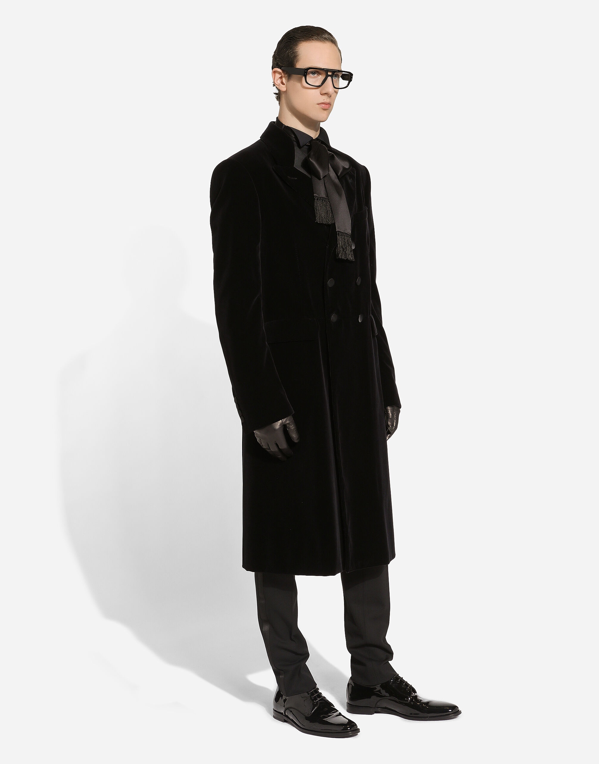 Velvet coat with satin details - 6