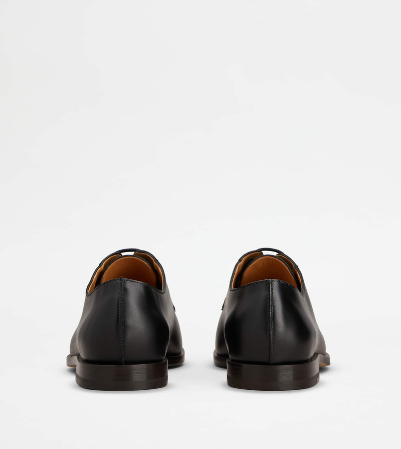 Tod's LACE-UPS IN LEATHER - BLACK outlook
