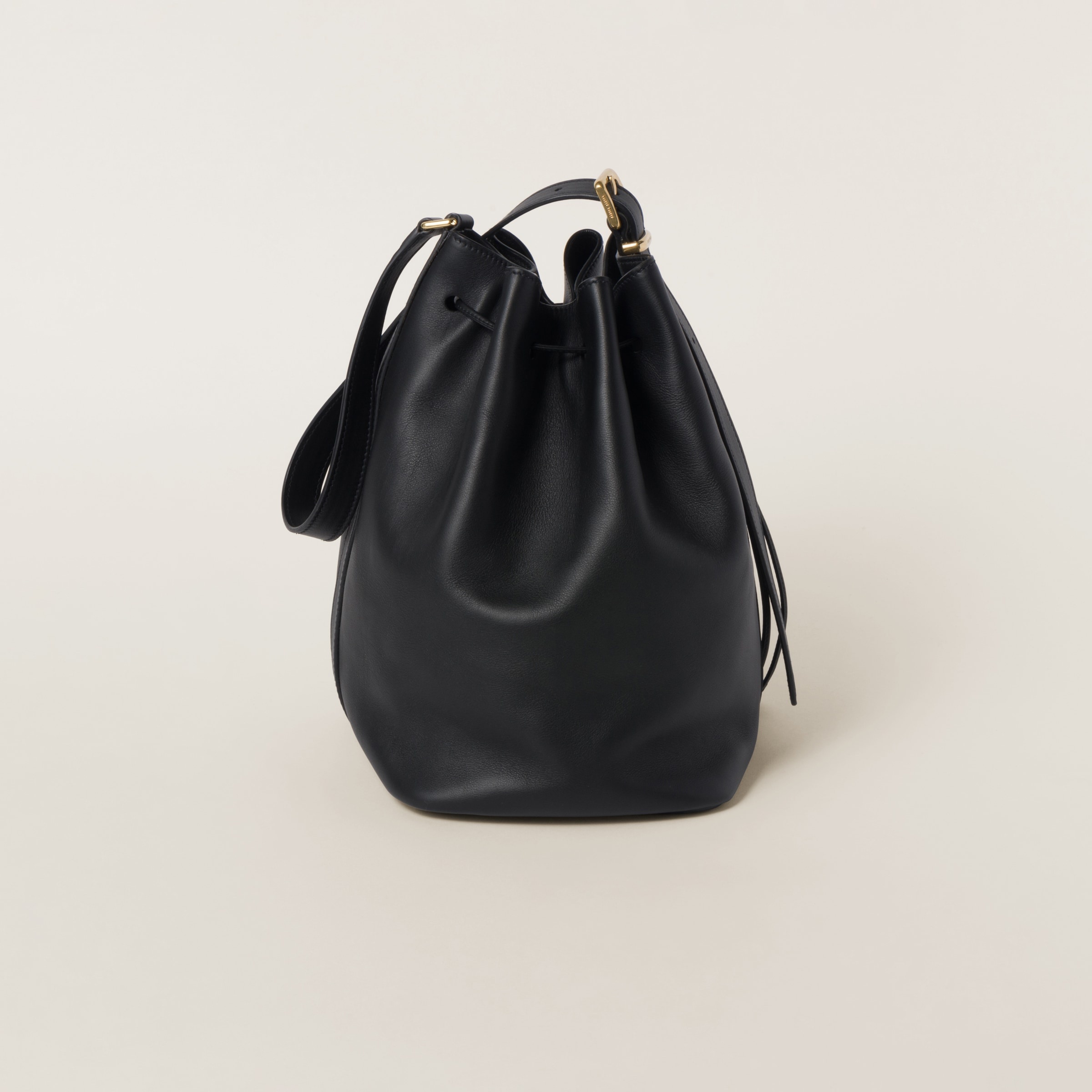 Leather bucket bag - 3