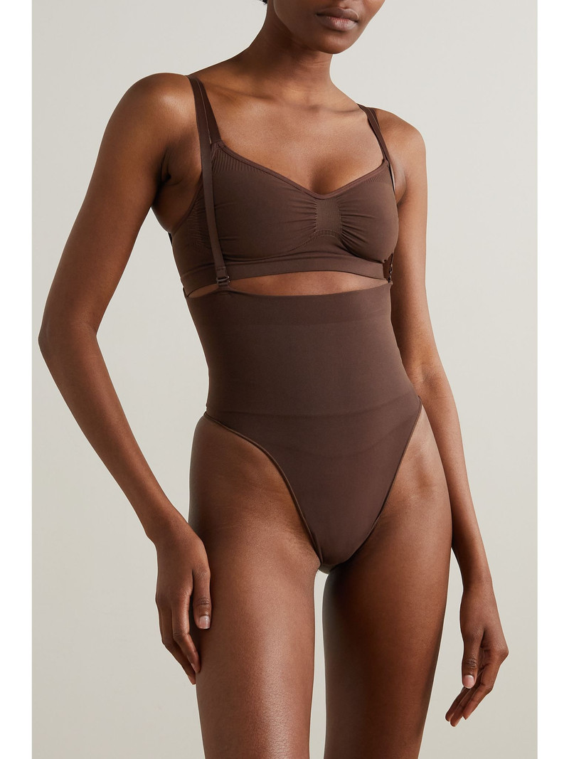 SKIMS Core Control thong - Cocoa Brown outlook
