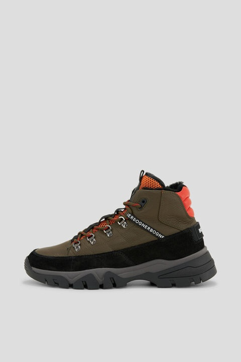 Copper Mountain low boot sneakers in Black/Olive green 1