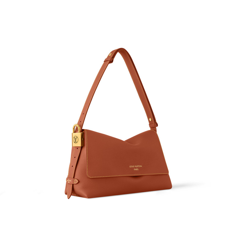 Louis Vuitton Low Key Messenger outlook