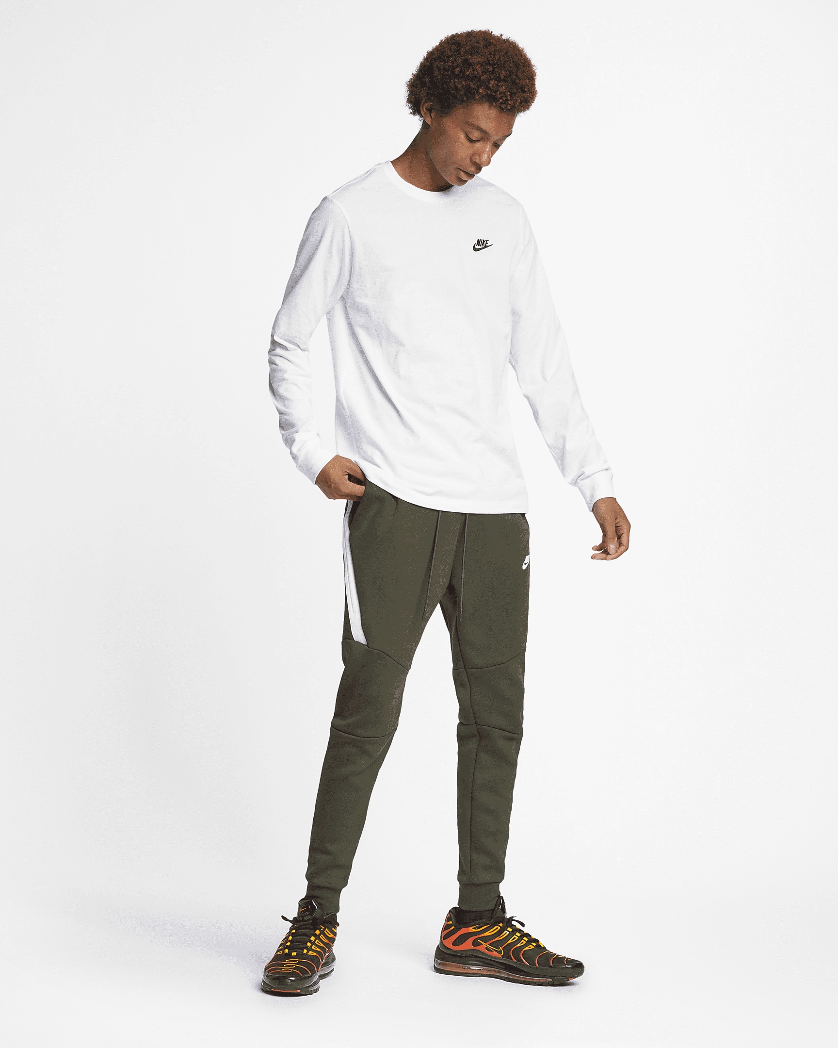 Nike Sportswear Club Men's Long-Sleeve T-Shirt - 4