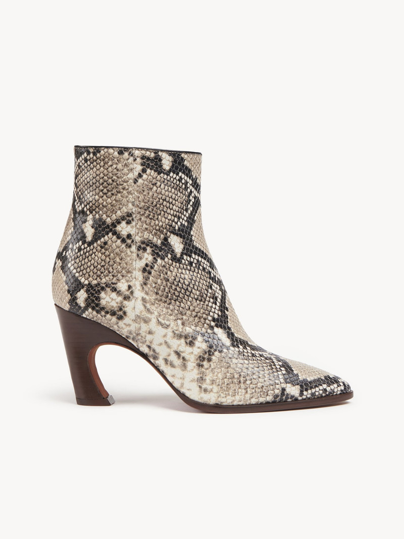 OLI ANKLE BOOT 1
