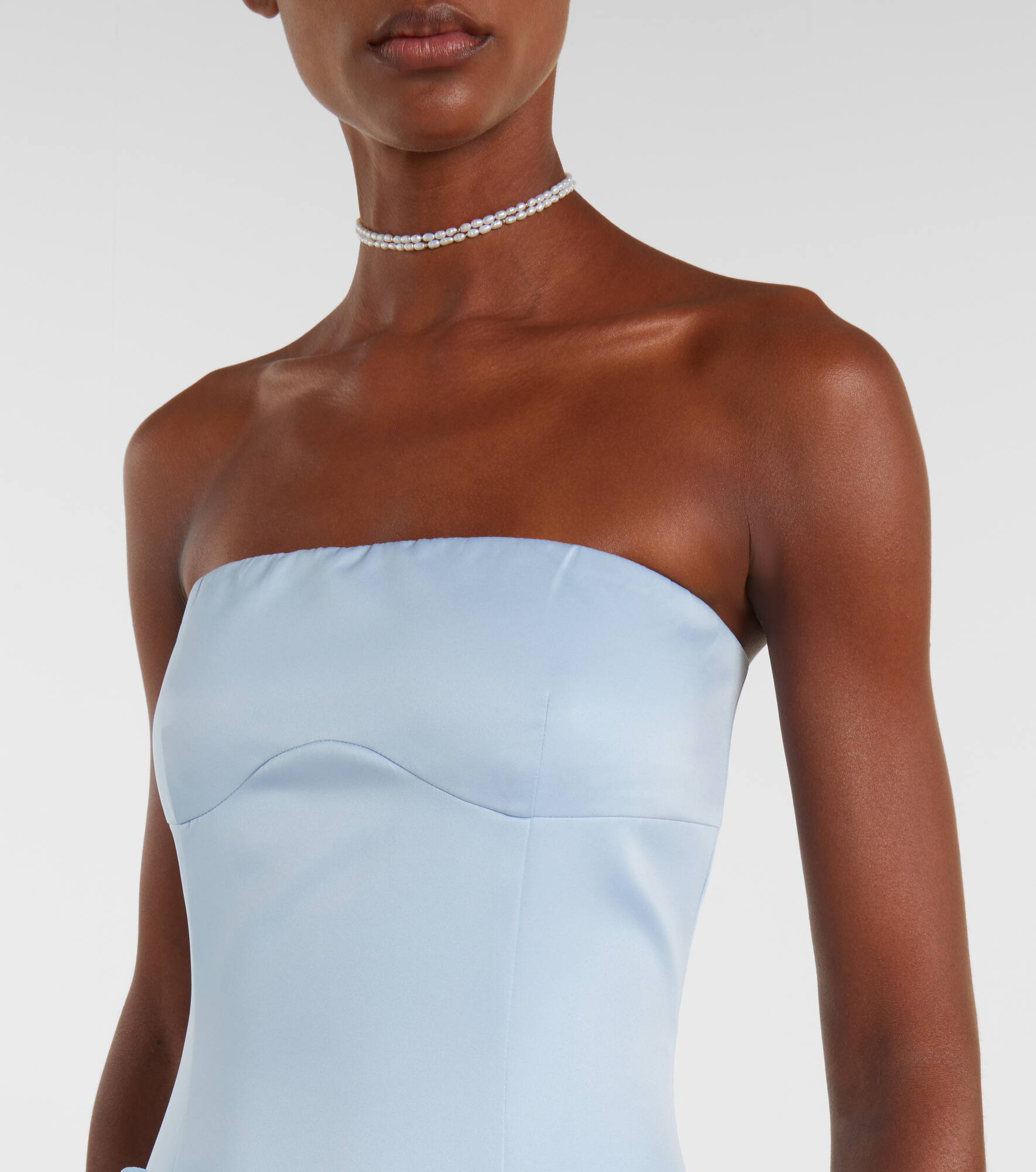 Floral-appliqué strapless gown - 4
