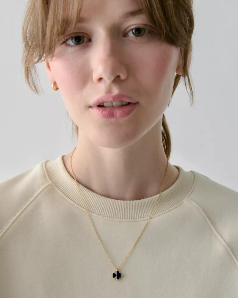 kate spade Spade Flower Mini Pendant outlook