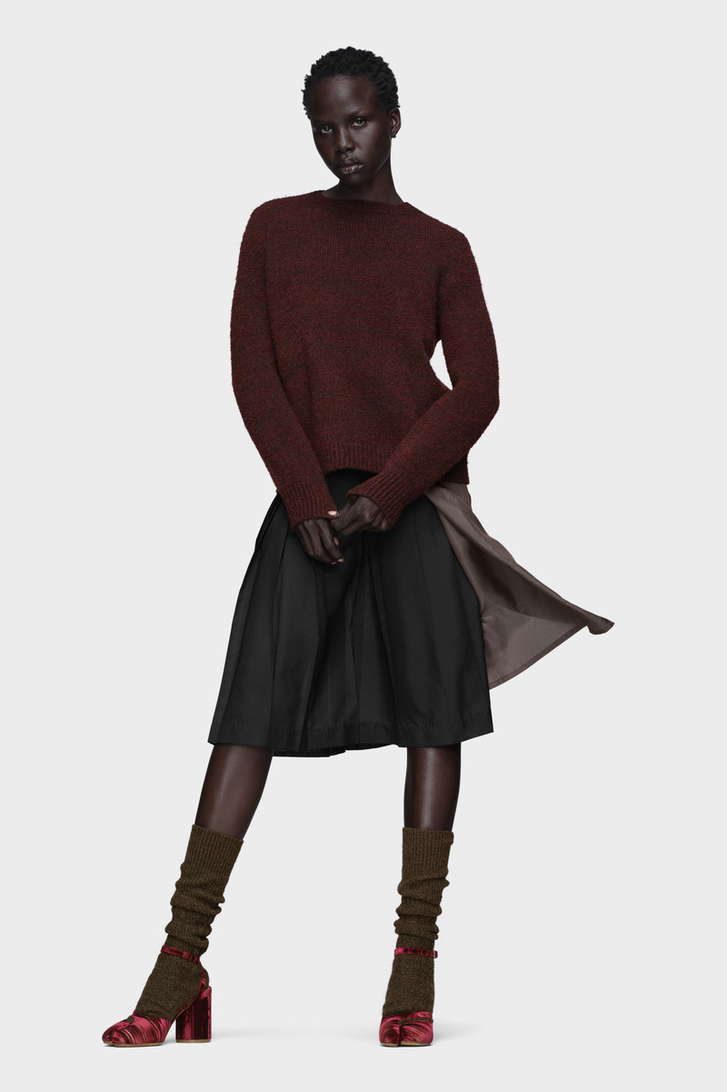 Crewneck knit top 6