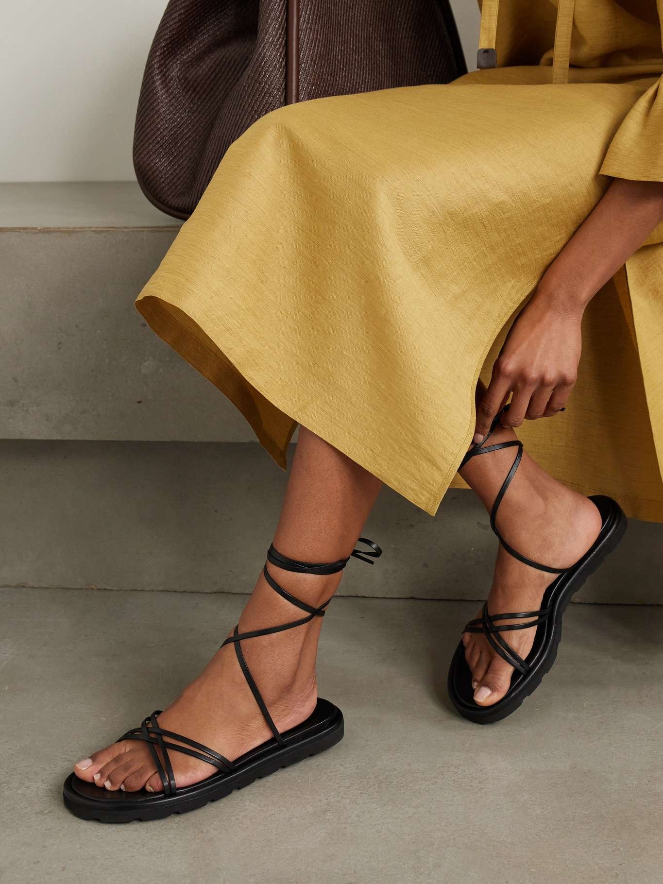 Knotted leather sandals Black - 2