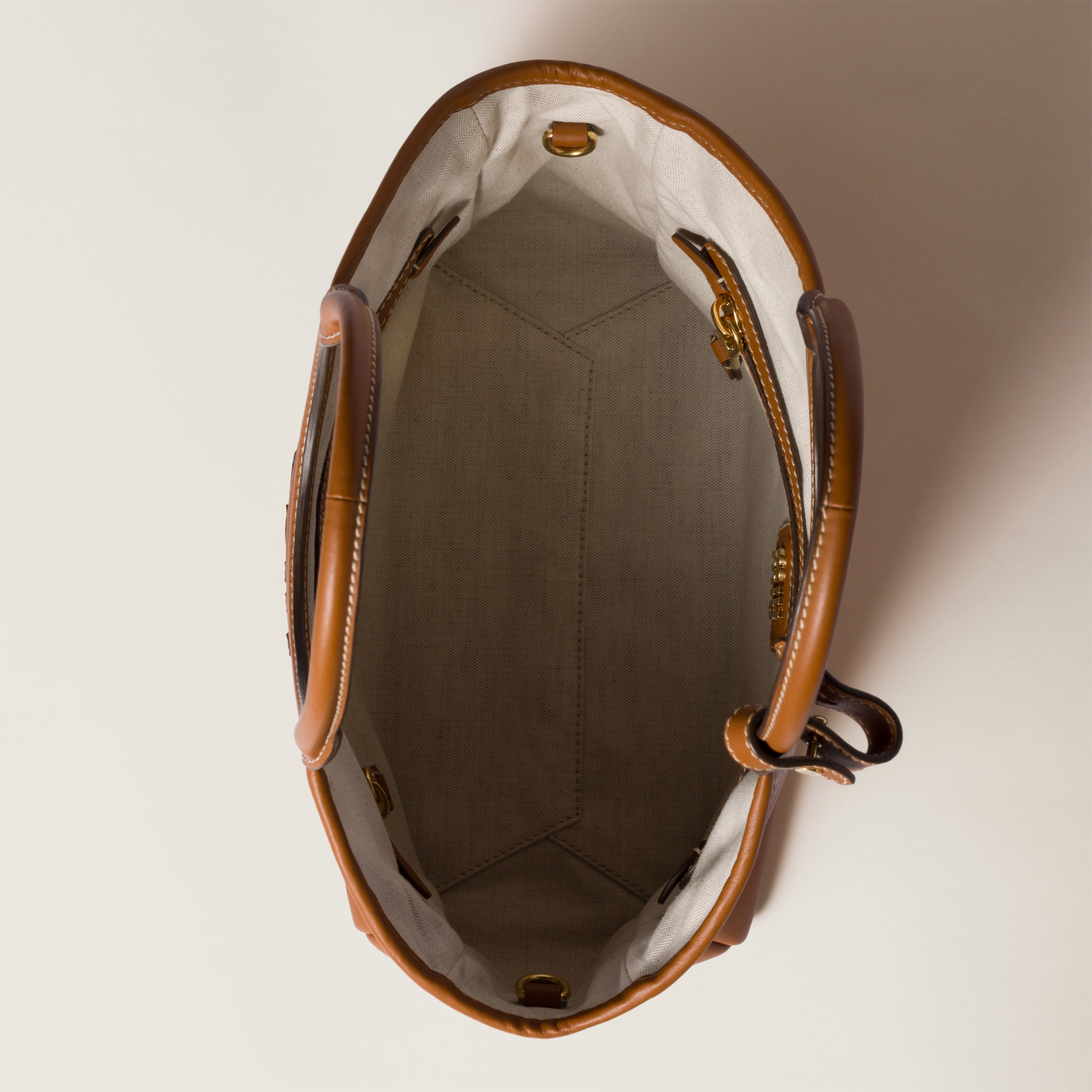 【Miu Miu】IVYレザー バッグ Women's IVY leather bag | MIU MIU | 24S