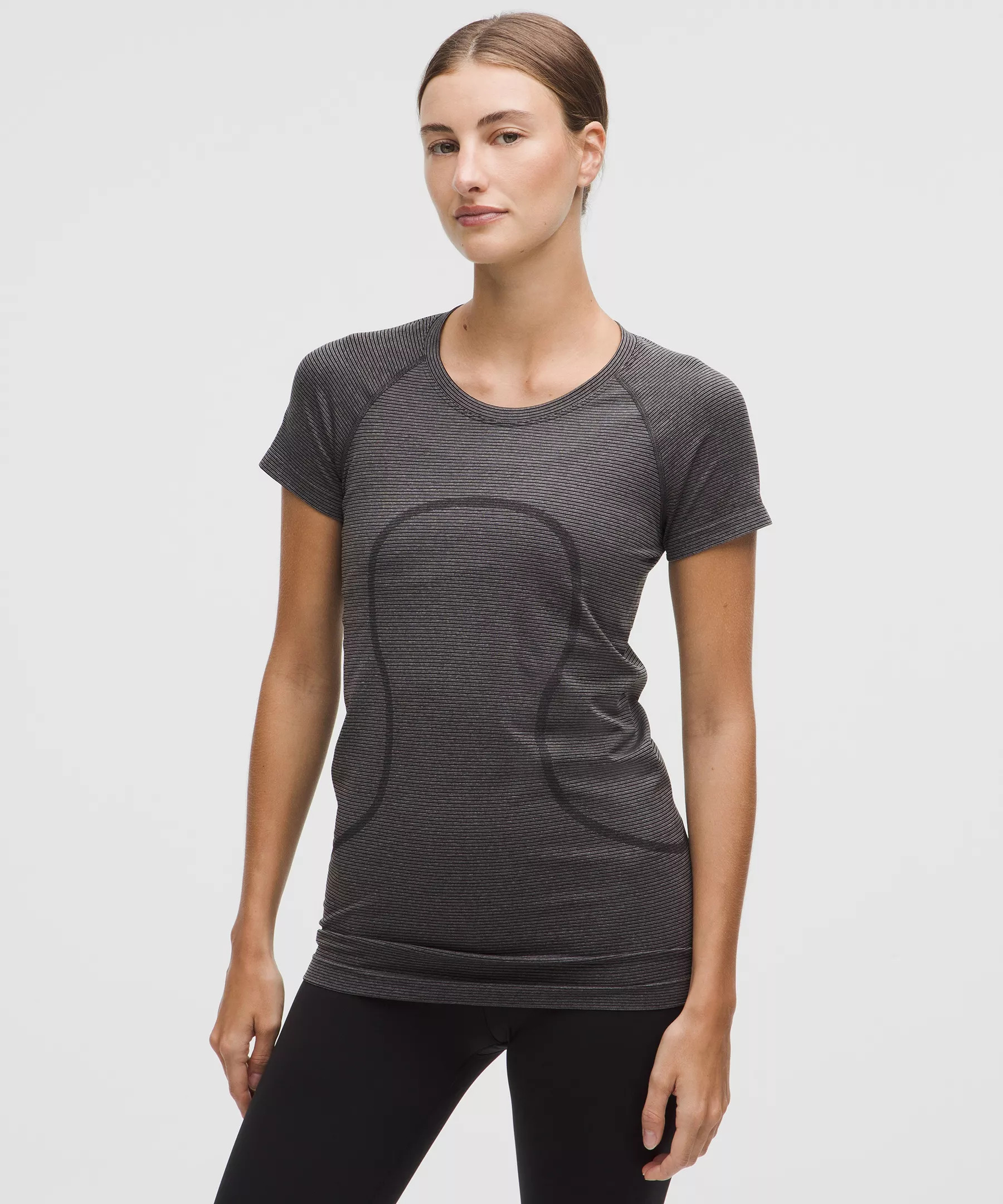 Swiftly Tech Short-Sleeve Shirt 2.0 *Hip Length - 1