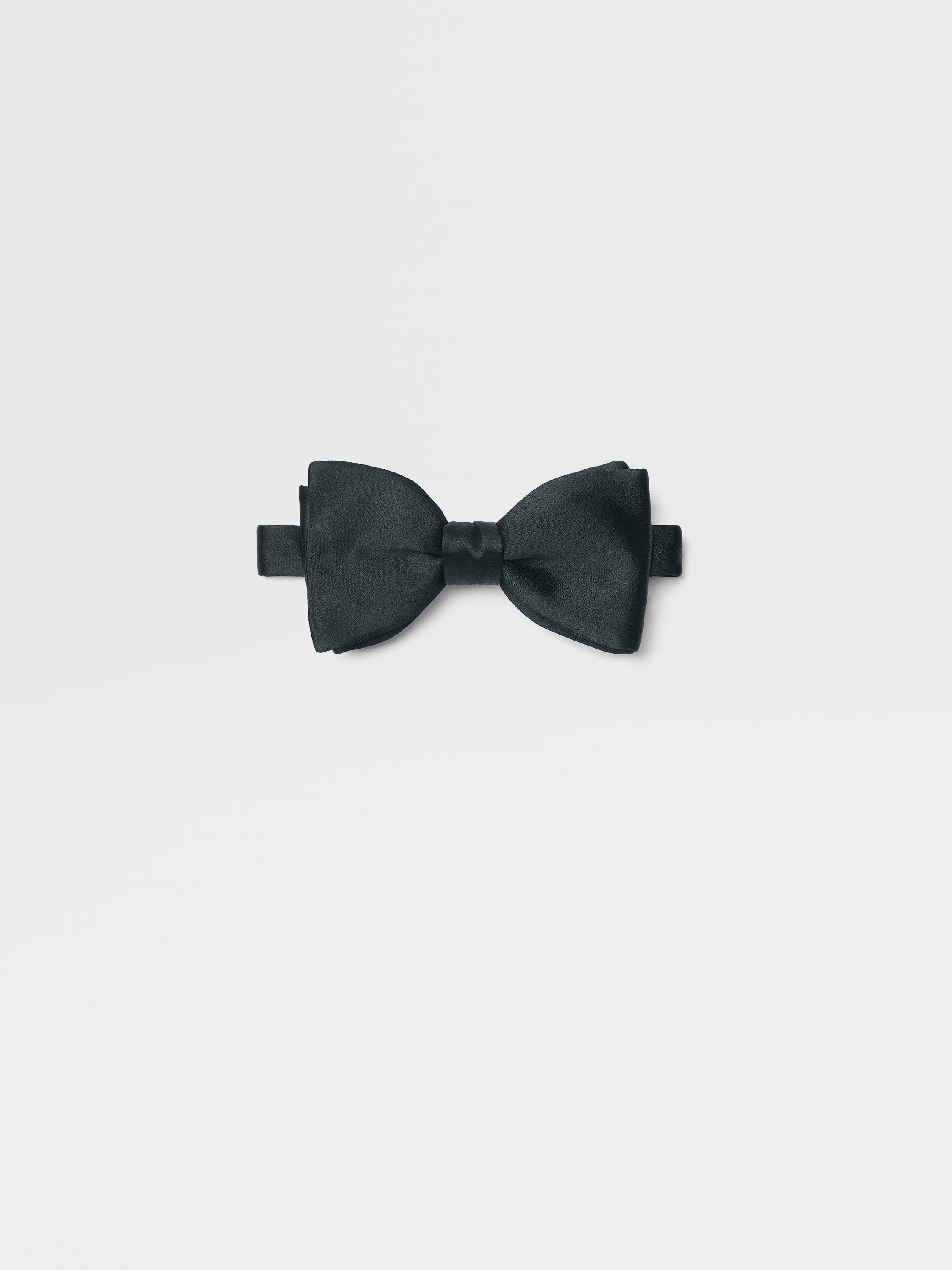 DARK BLUE SILK BOWTIE - 1