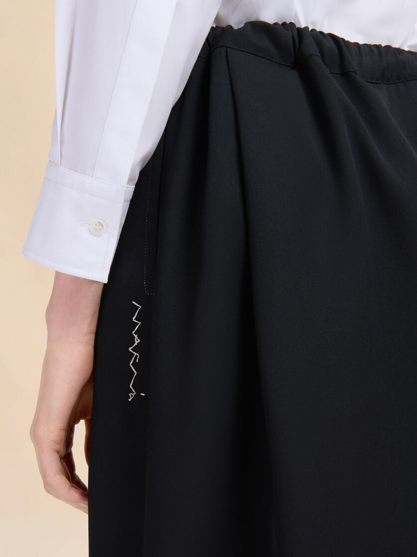 BLACK BATAVIA WOOL LOW-CROTCH TROUSERS - 4