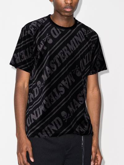 mastermind JAPAN logo-print velour T-shirt outlook