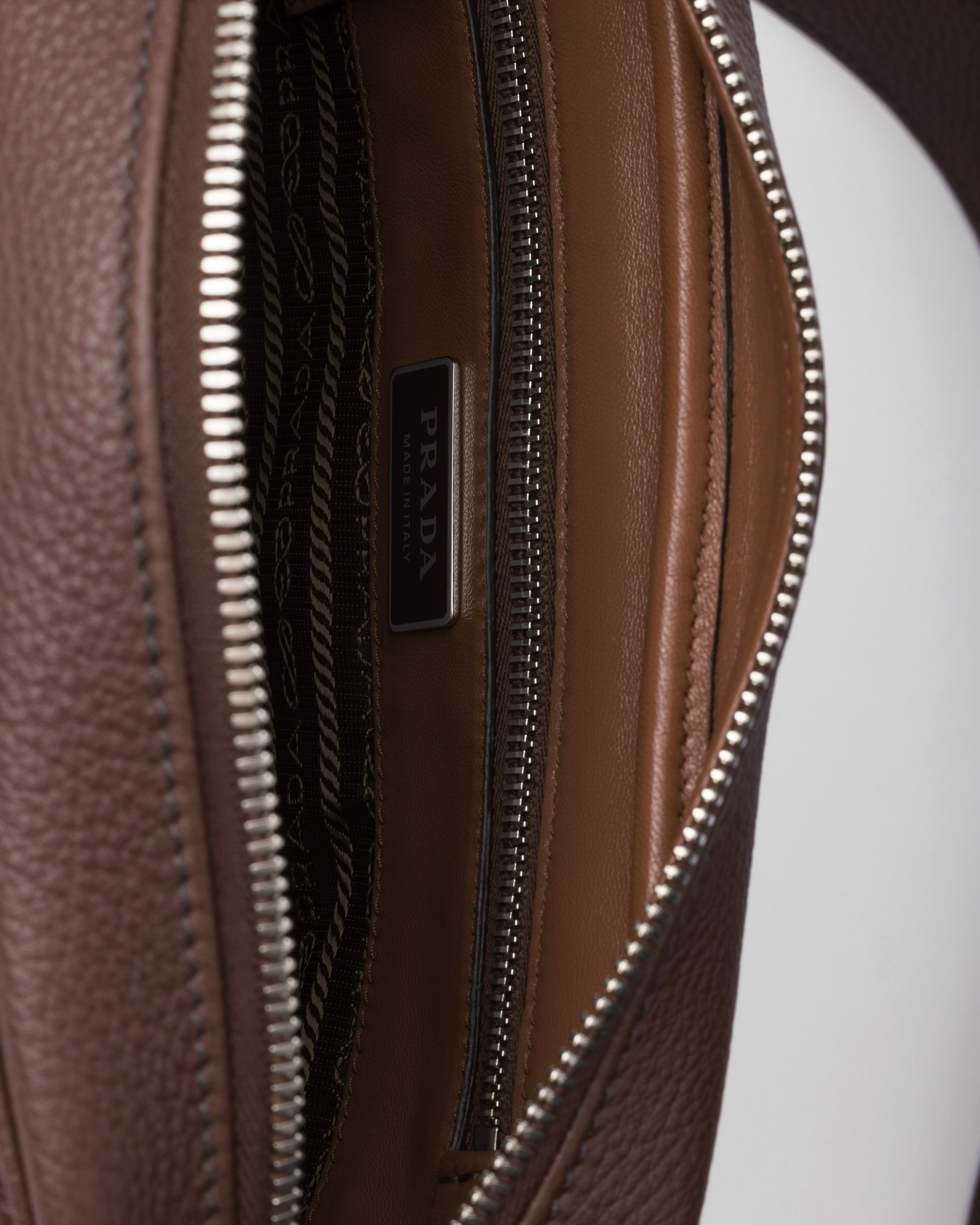 Leather shoulder bag - 5