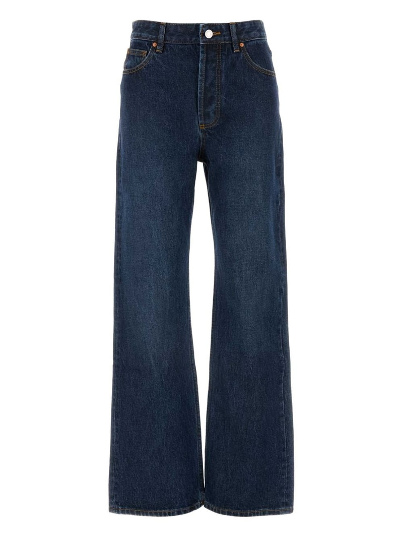 Selena jeans 1