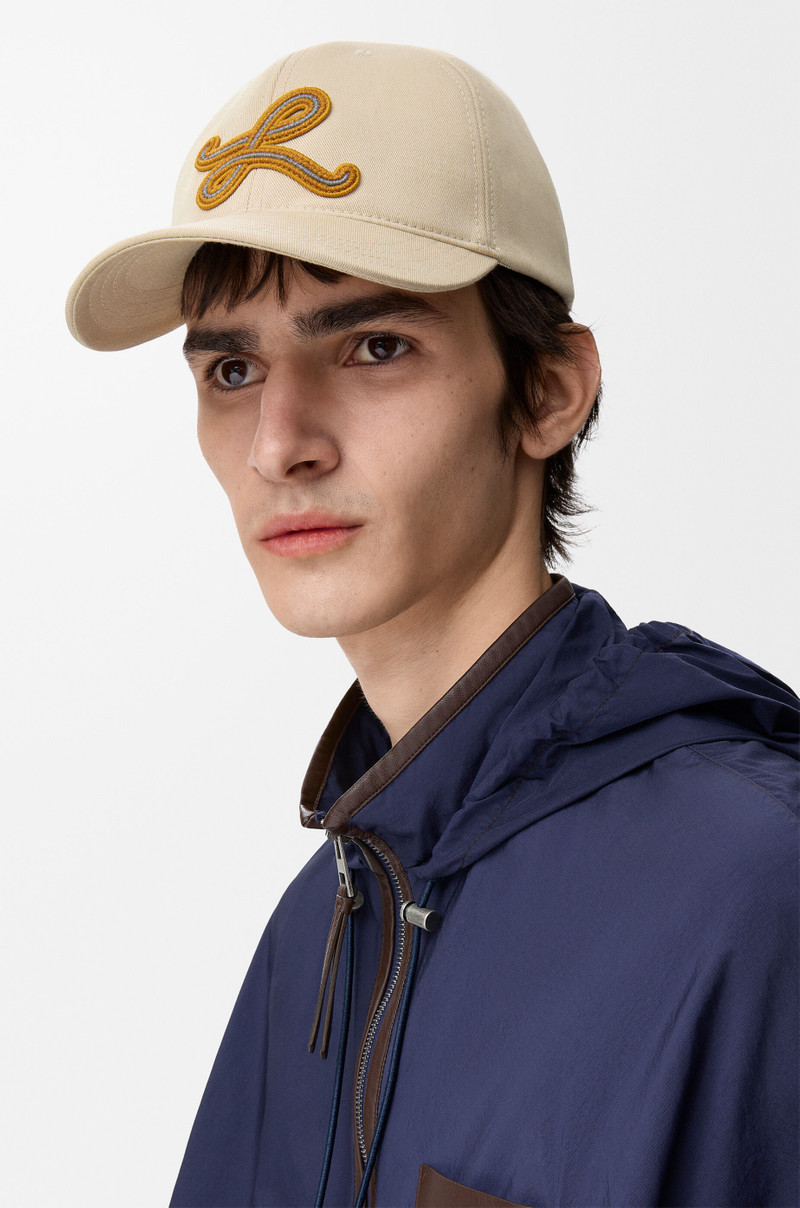 Loewe L patch cap in cotton outlook