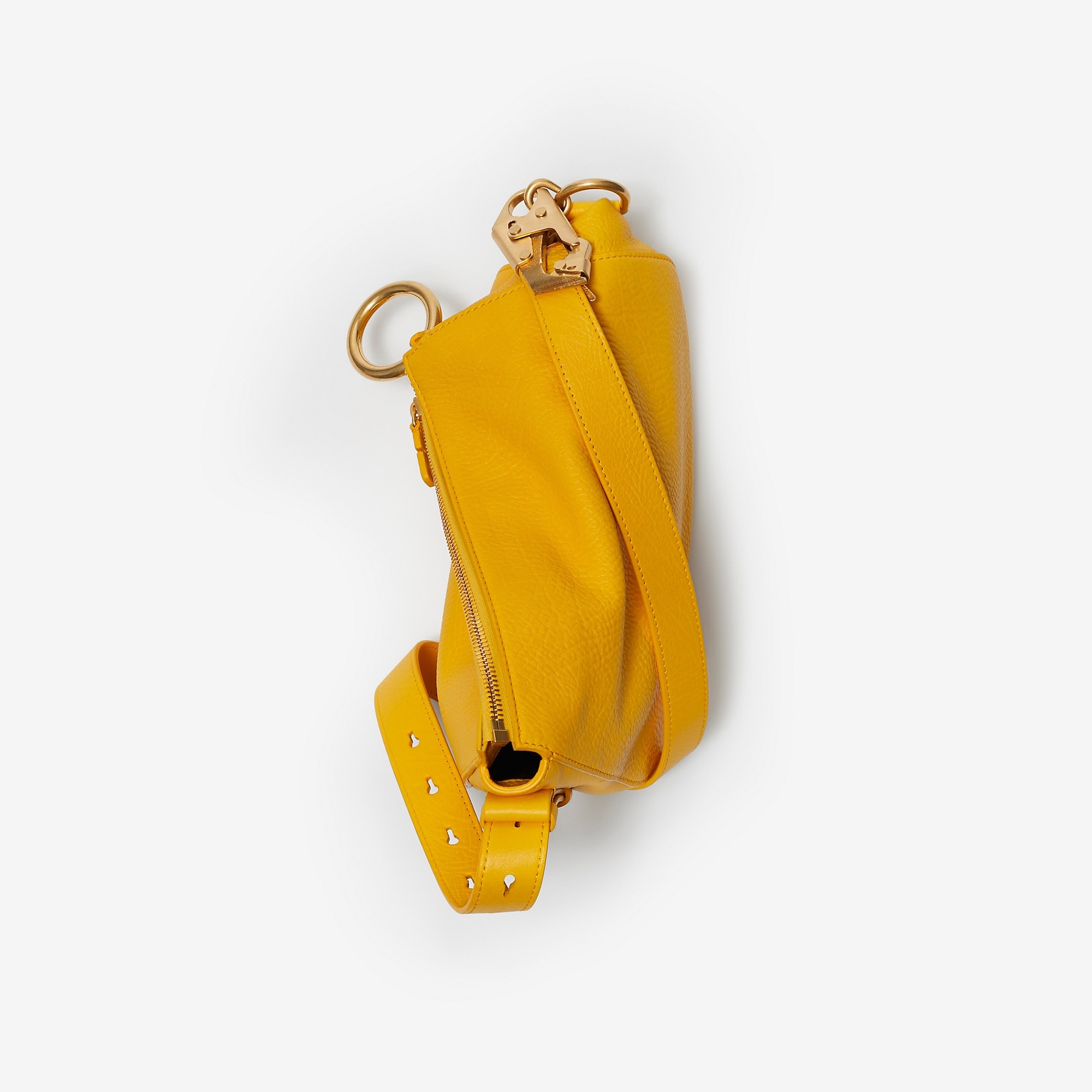 VIP【送料無料・関税込み】Burberry Yellow Small Knight Bag Burberry Small Knight Bag | italist