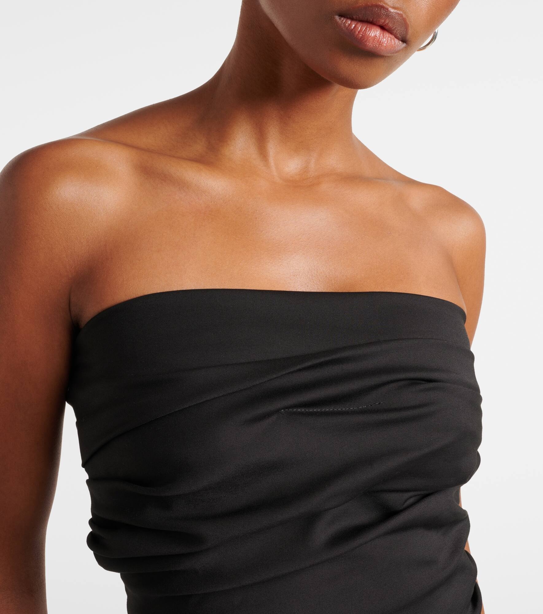 Intoxicate ruched strapless gown - 4