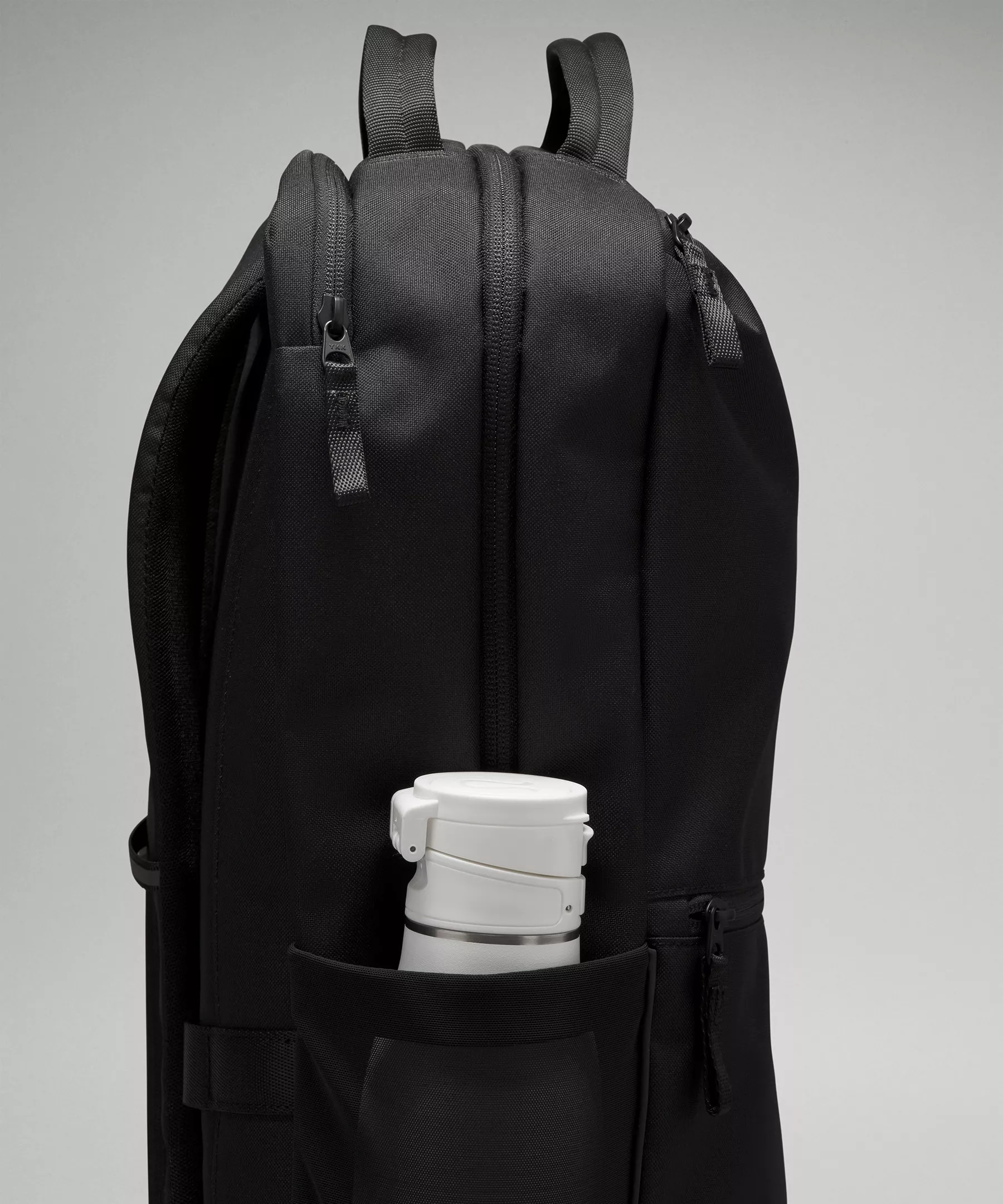 Double-Zip Backpack 22L - 4