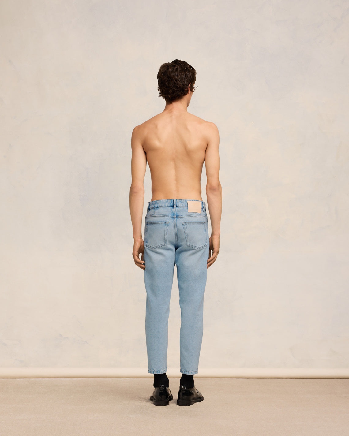 TAPERED FIT JEANS - 4