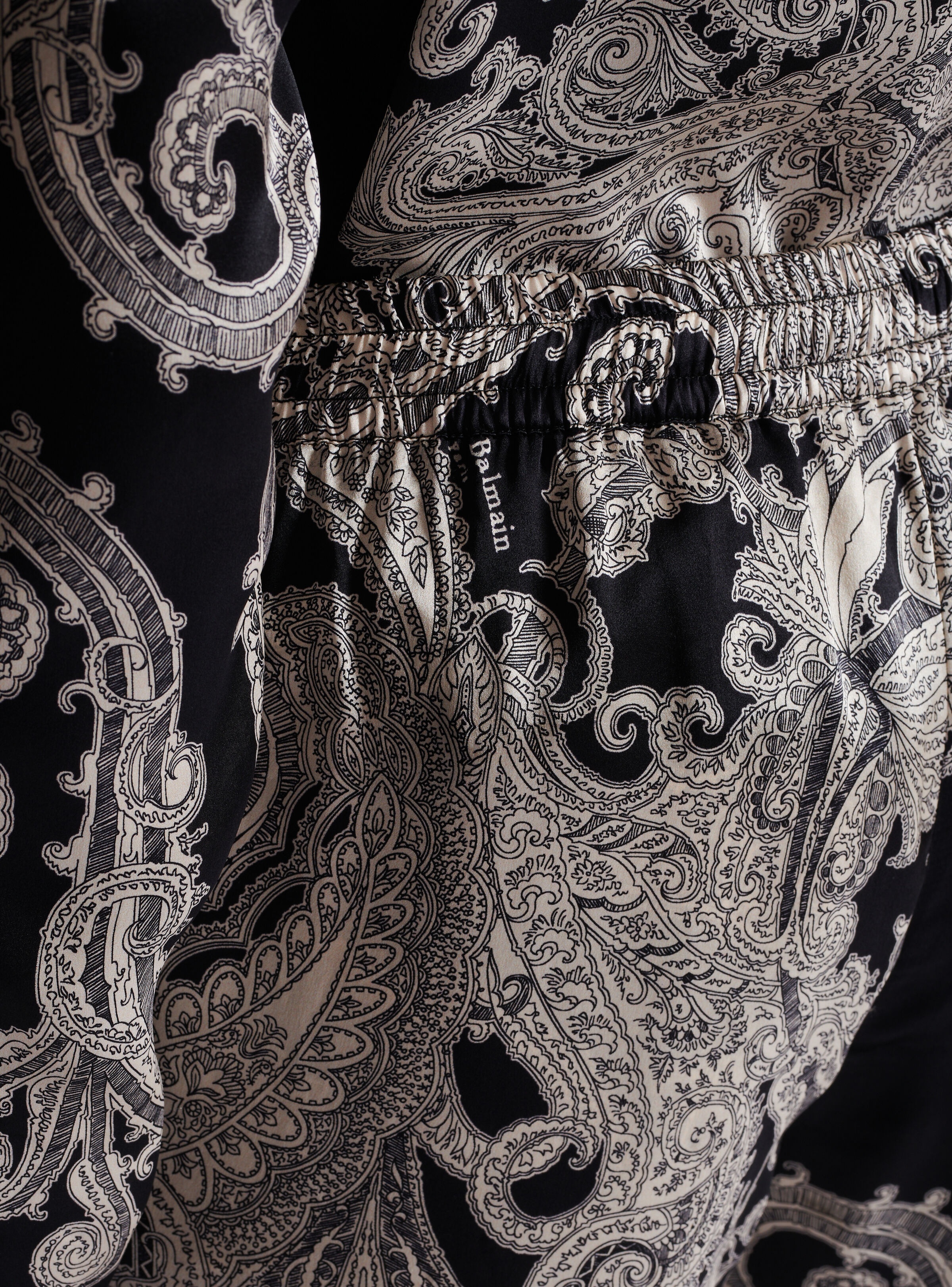 Paisley print silk trousers - 7