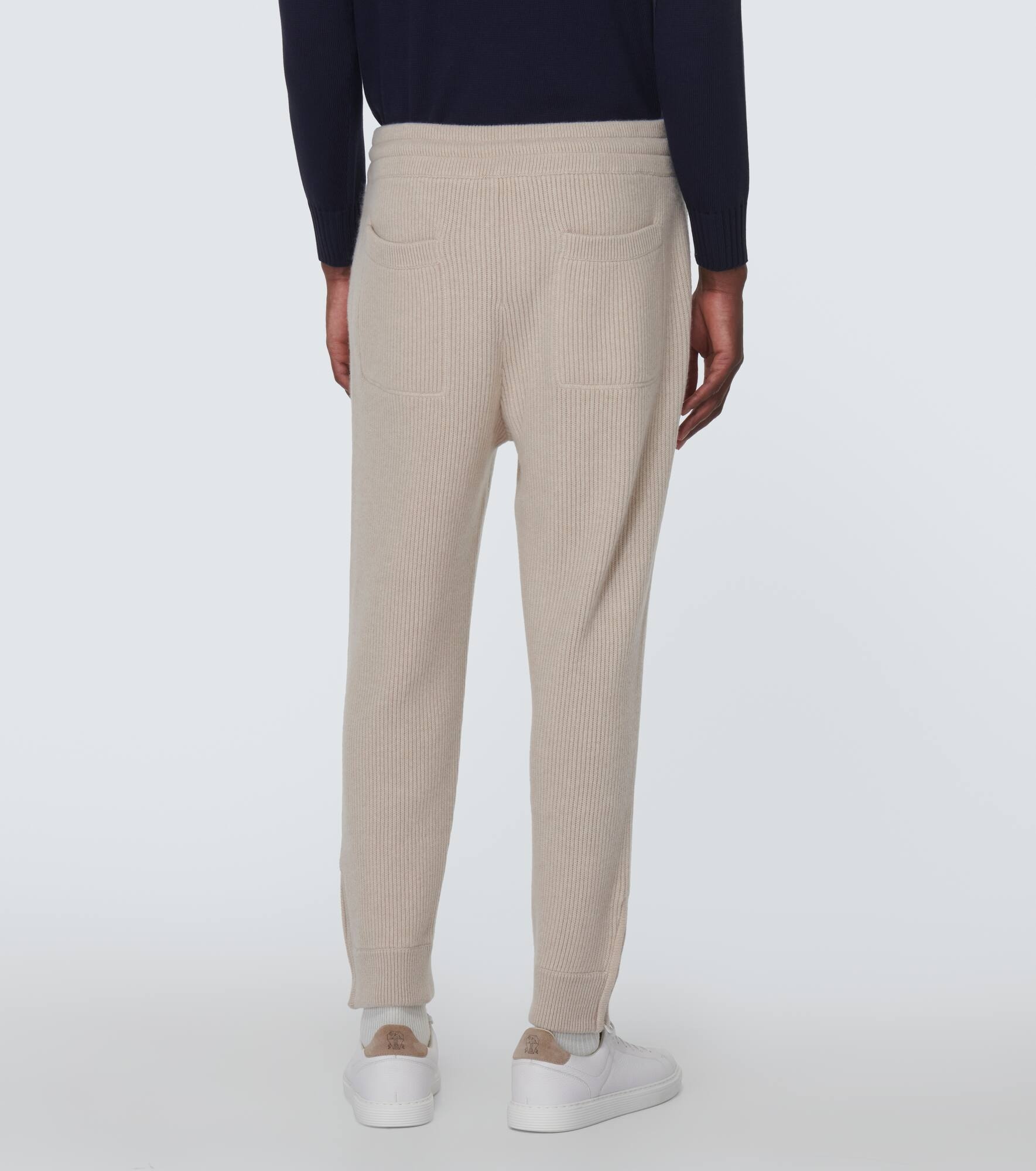 Cashmere sweatpants - 4