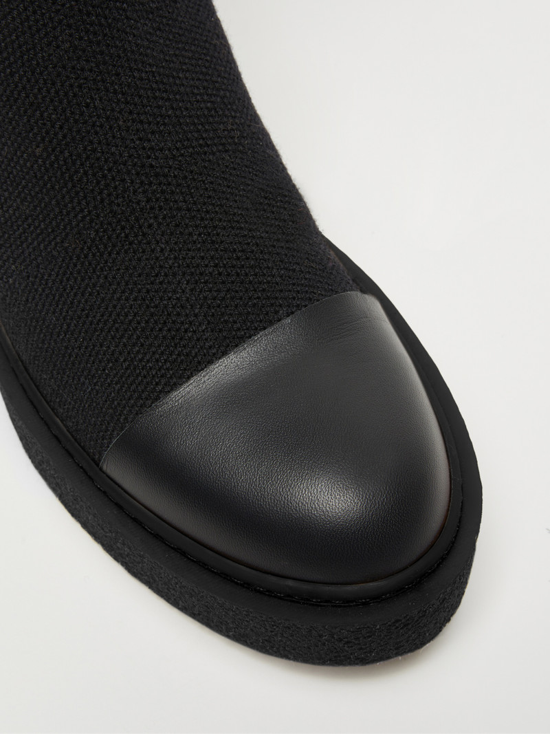 WOOLIN Knitted boots 5