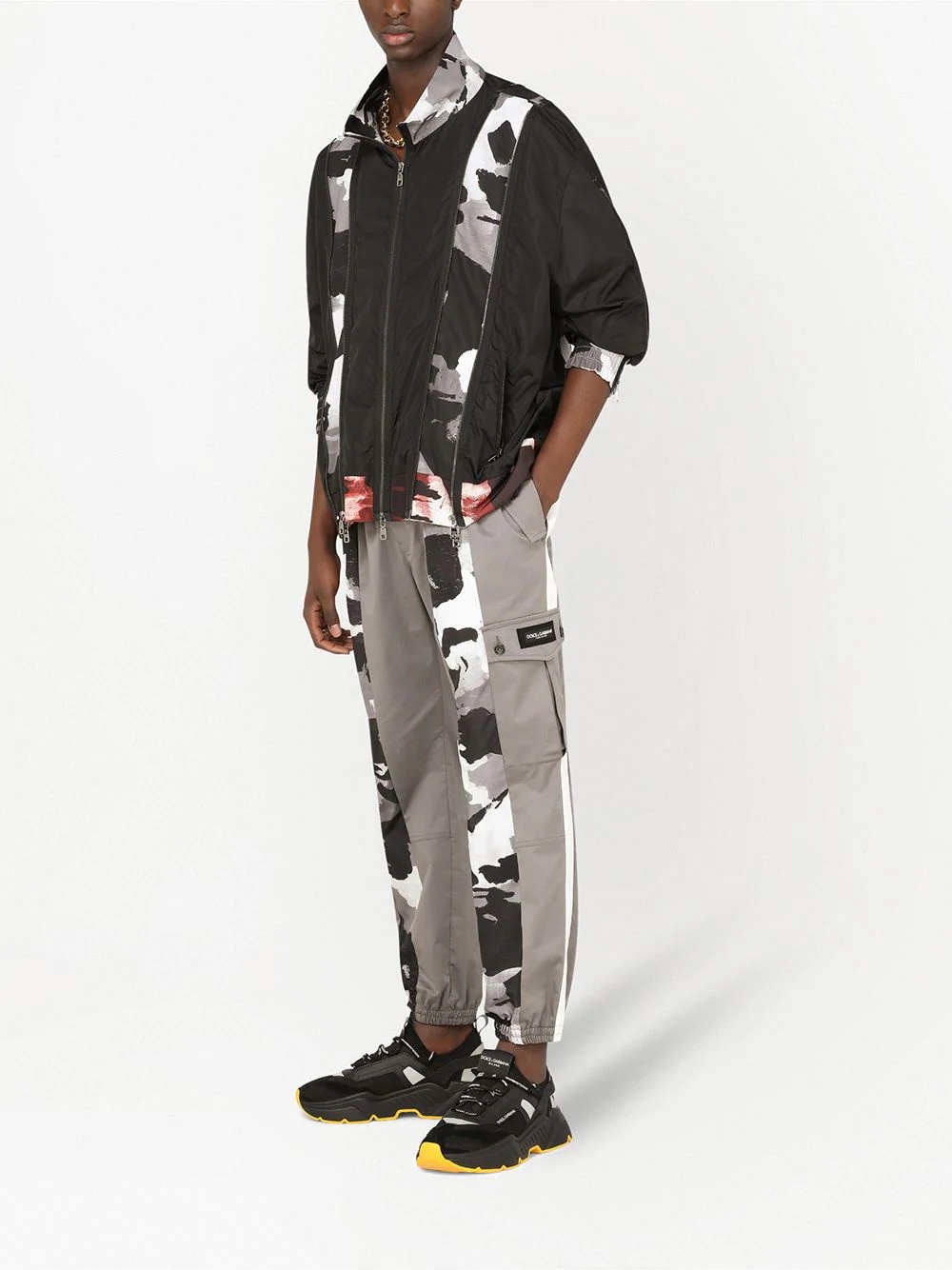 camouflage-panelled cargo trousers - 2